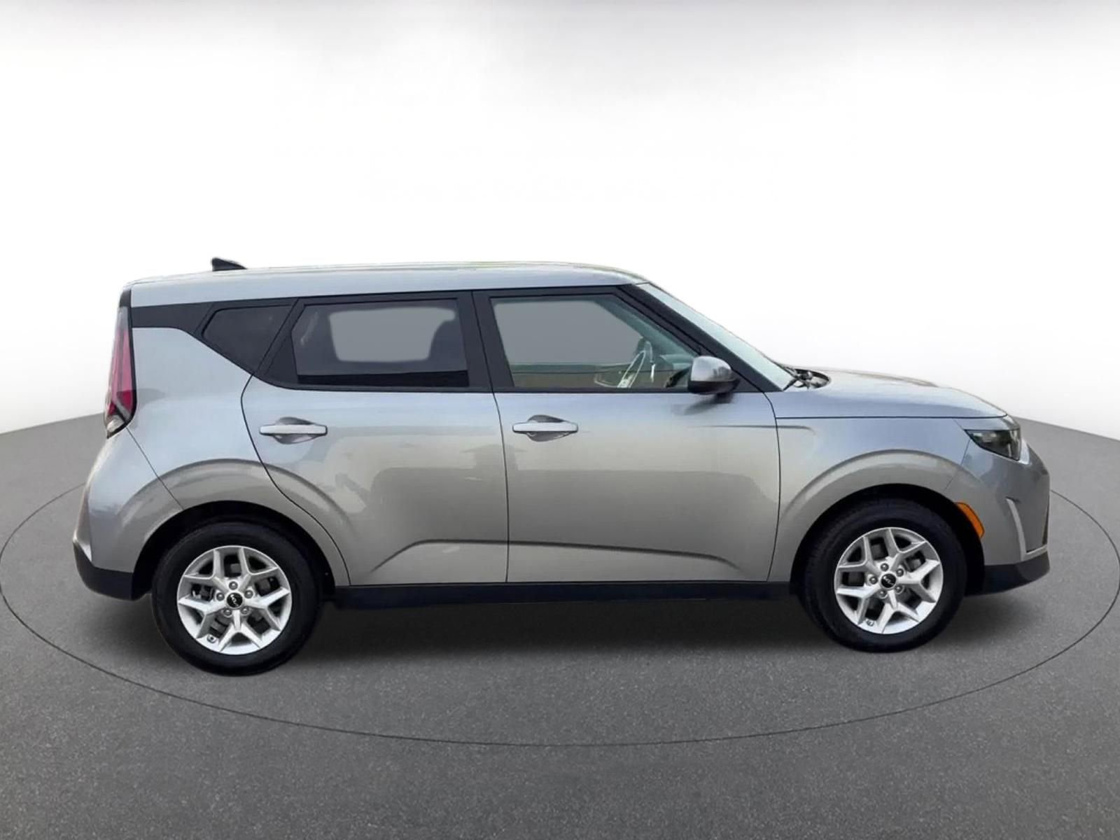 Thumbnail: 2025 Kia Soul - 16