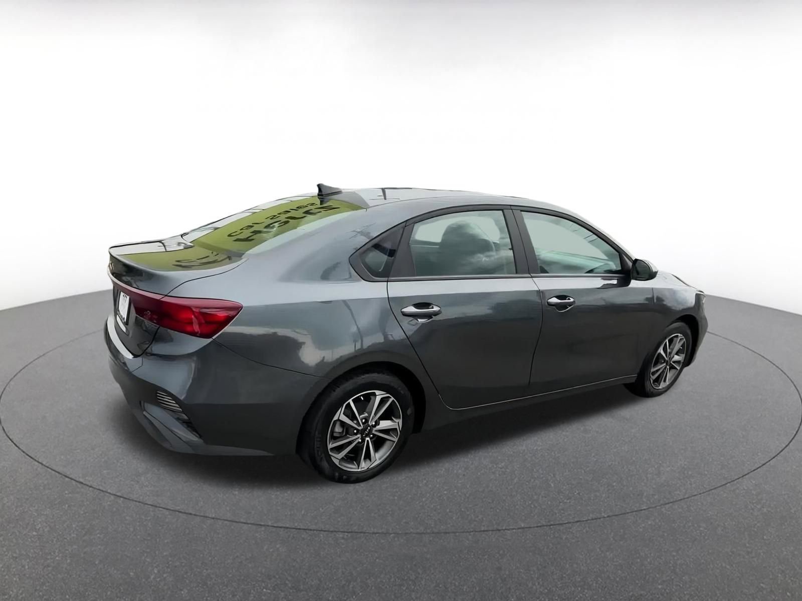2024 Kia Forte LXS 15
