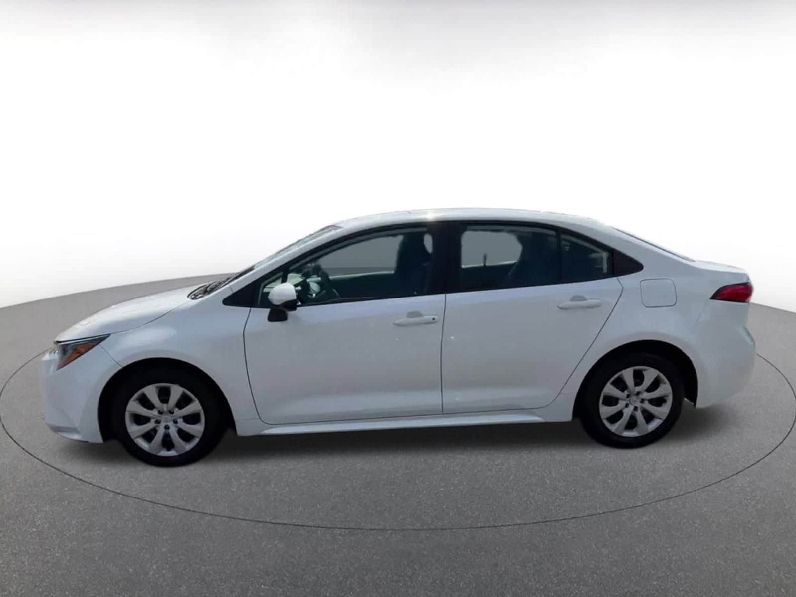 Thumbnail: 2024 Toyota Corolla - 9