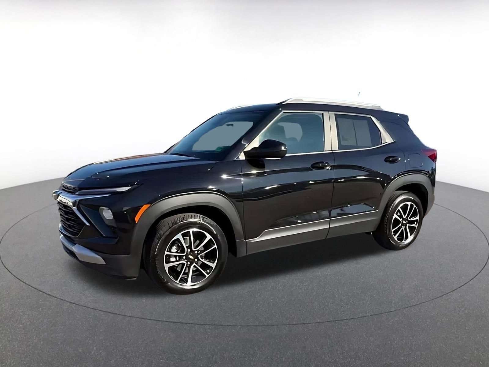 Thumbnail: 2025 Chevrolet TrailBlazer - 8