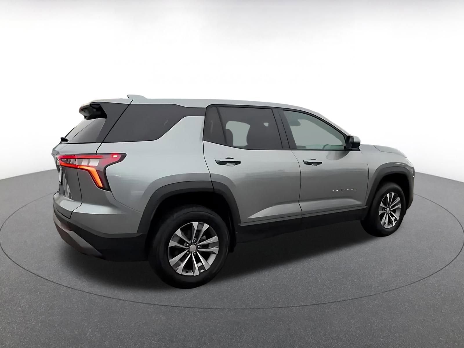 Thumbnail: 2025 Chevrolet Equinox - 15