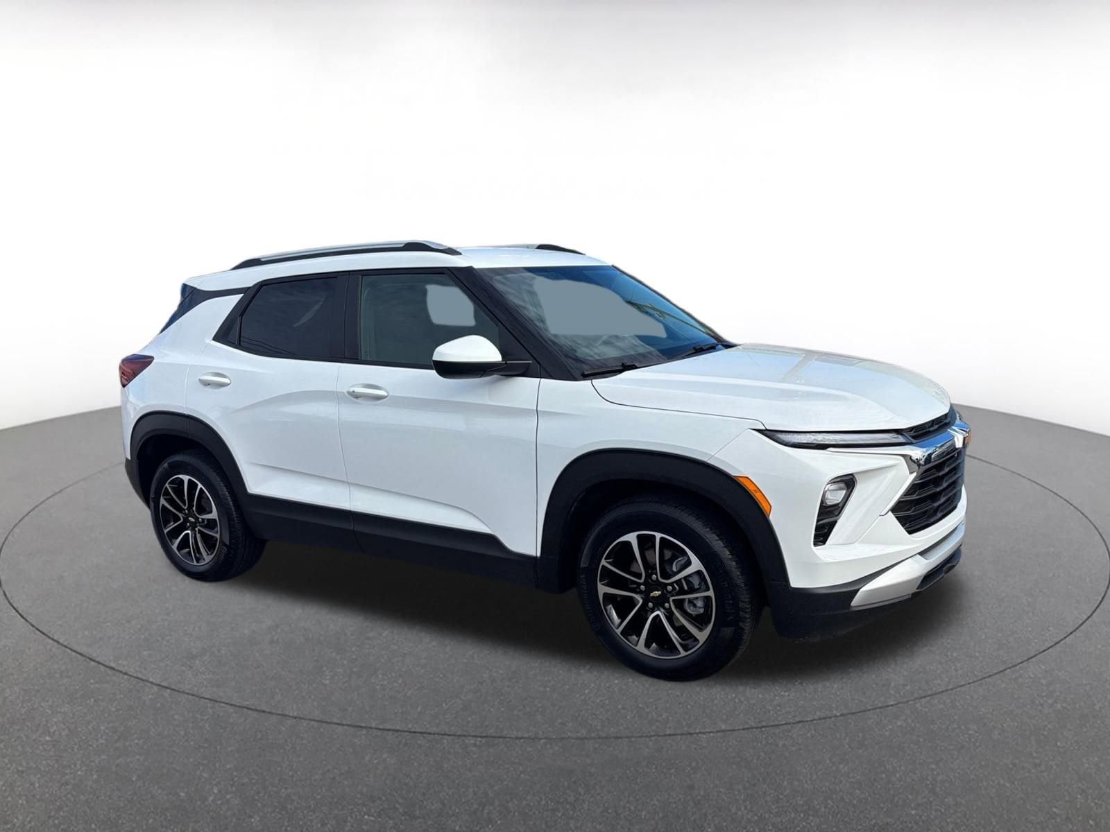 Thumbnail: 2025 Chevrolet TrailBlazer - 1