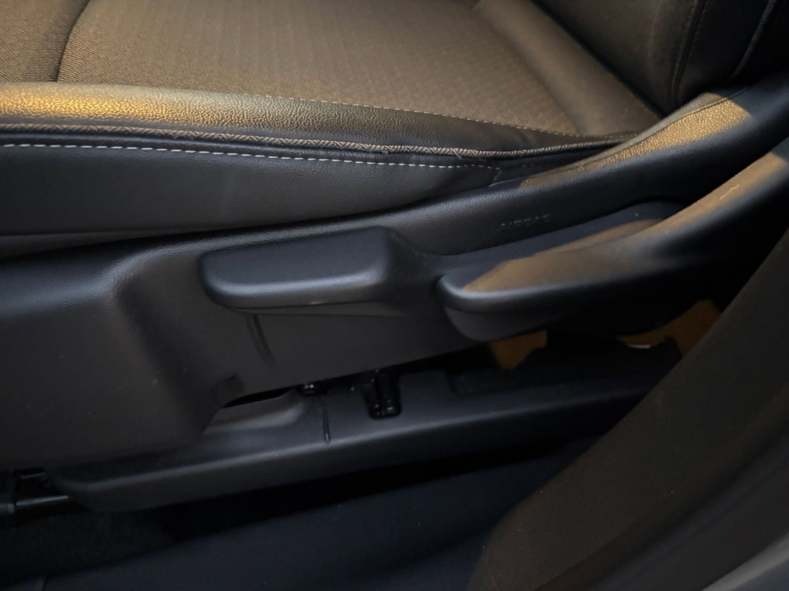 Thumbnail: 2025 Buick Encore GX - 22