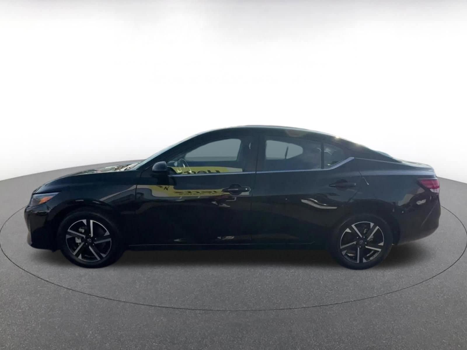 Thumbnail: 2025 Nissan Sentra - 9