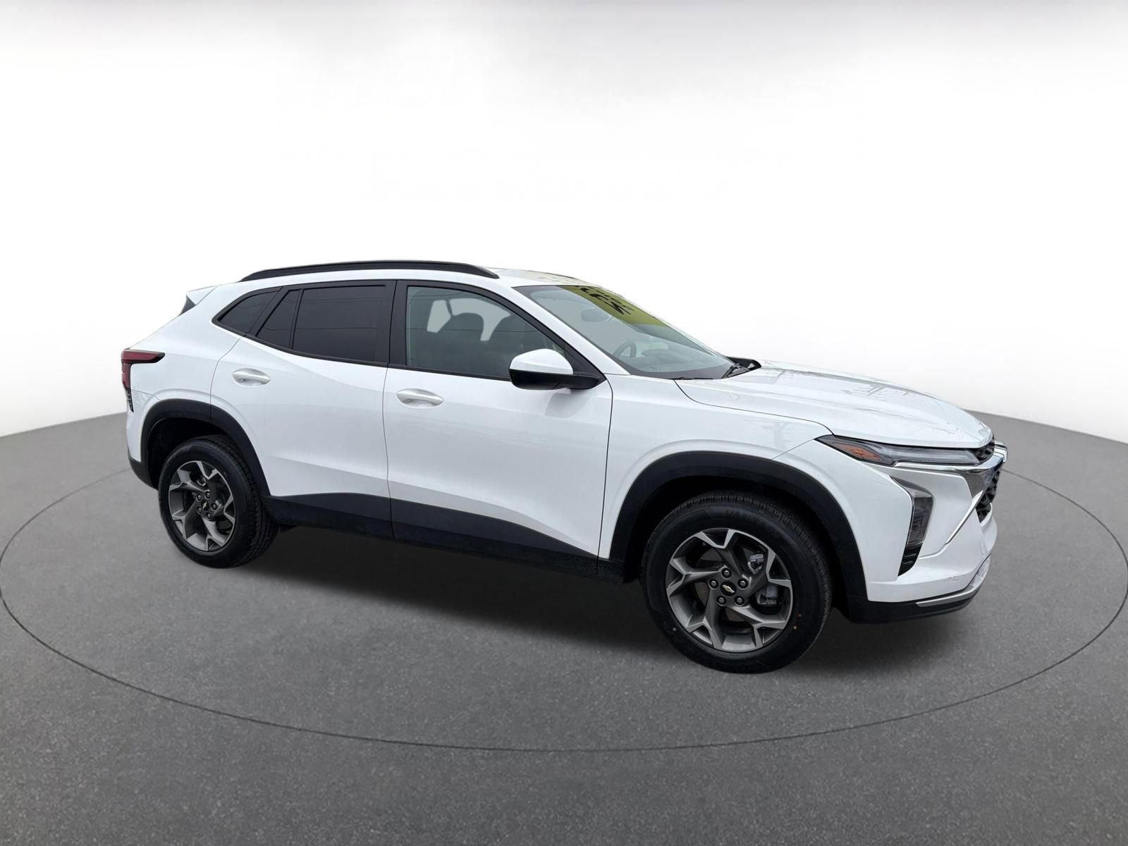 Thumbnail: 2025 Chevrolet Trax - 1