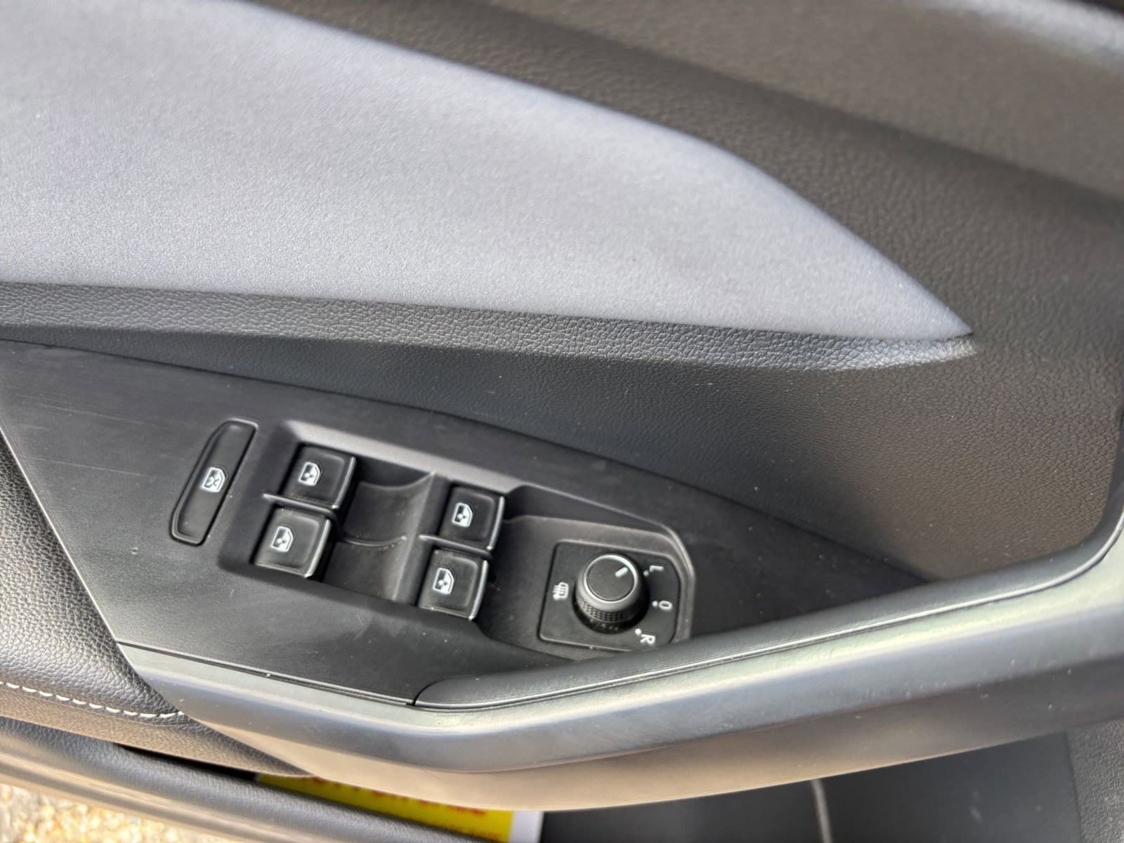 Thumbnail: 2025 Volkswagen Jetta - 20