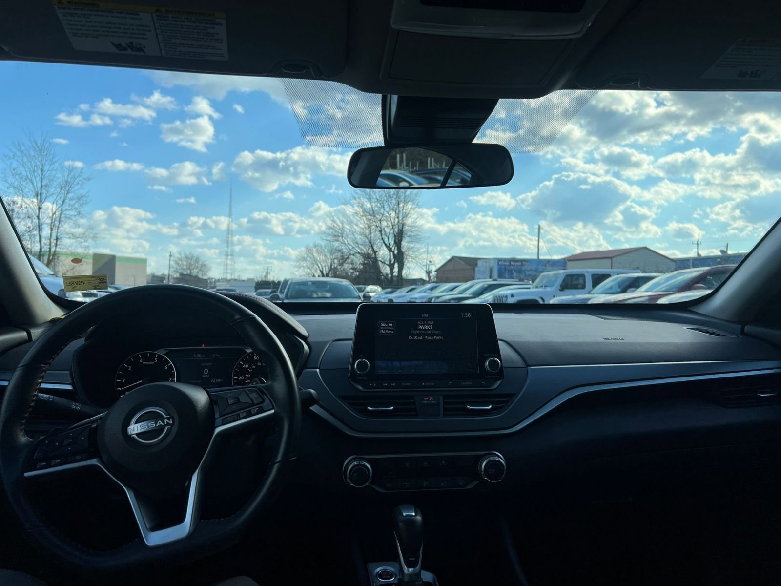 Thumbnail: 2025 Nissan Altima - 32