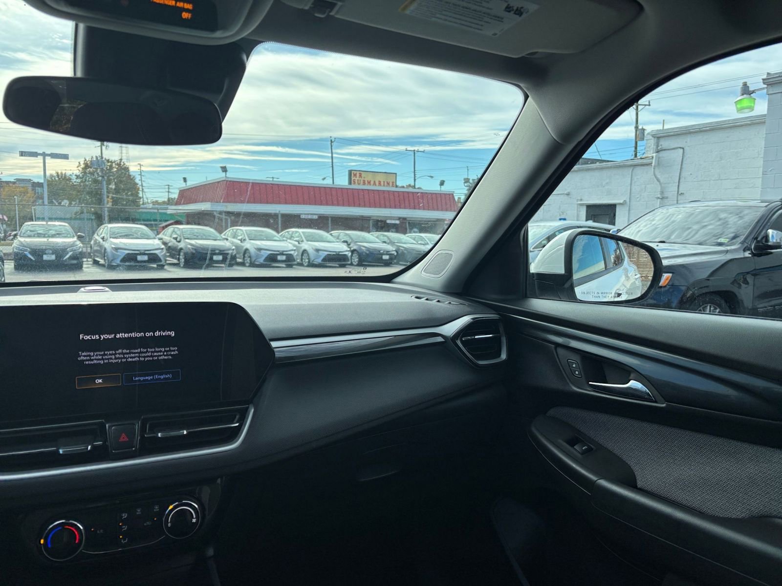 Thumbnail: 2025 Chevrolet TrailBlazer - 33