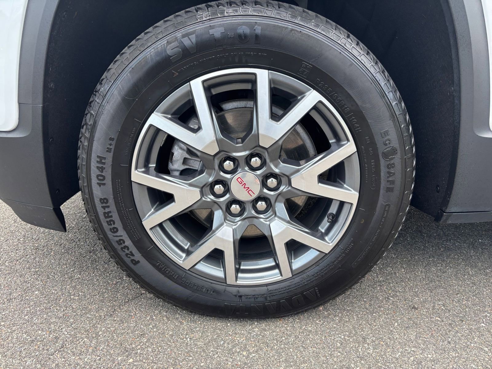 Thumbnail: 2023 GMC Acadia - 30