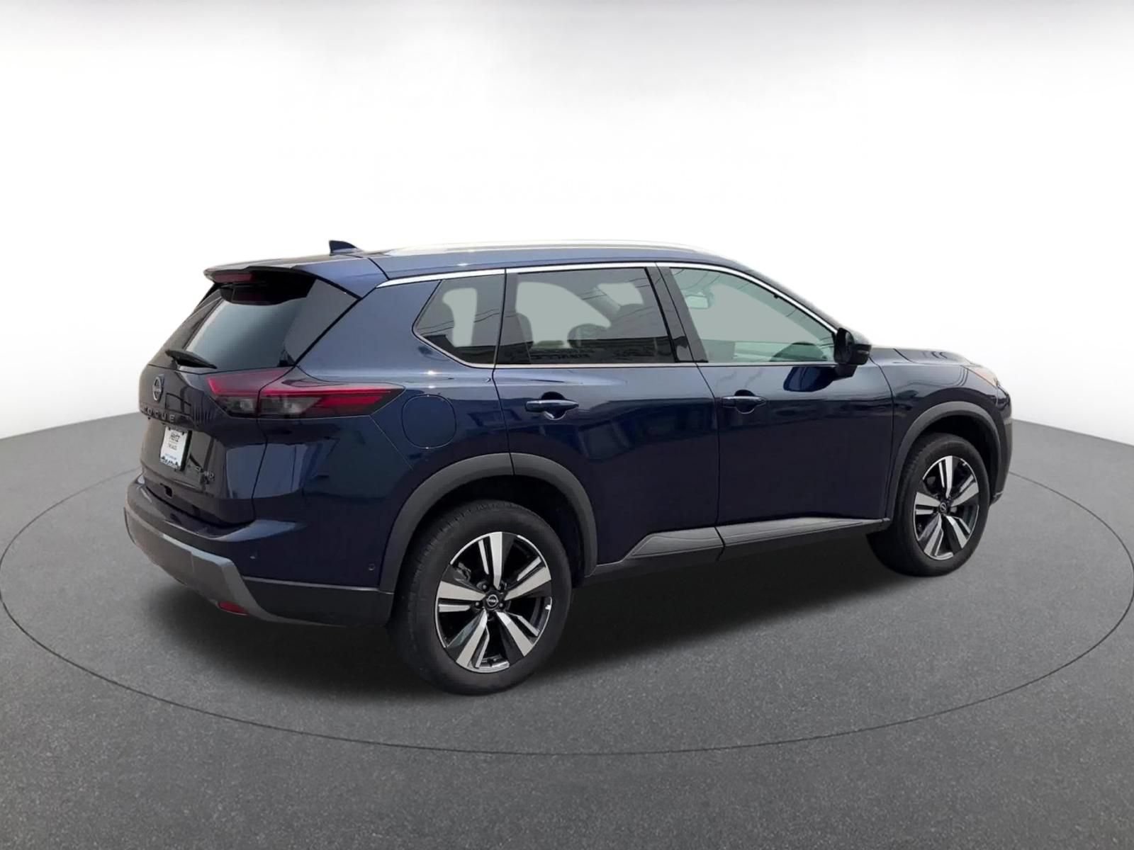 Thumbnail: 2026 Nissan Rogue - 15