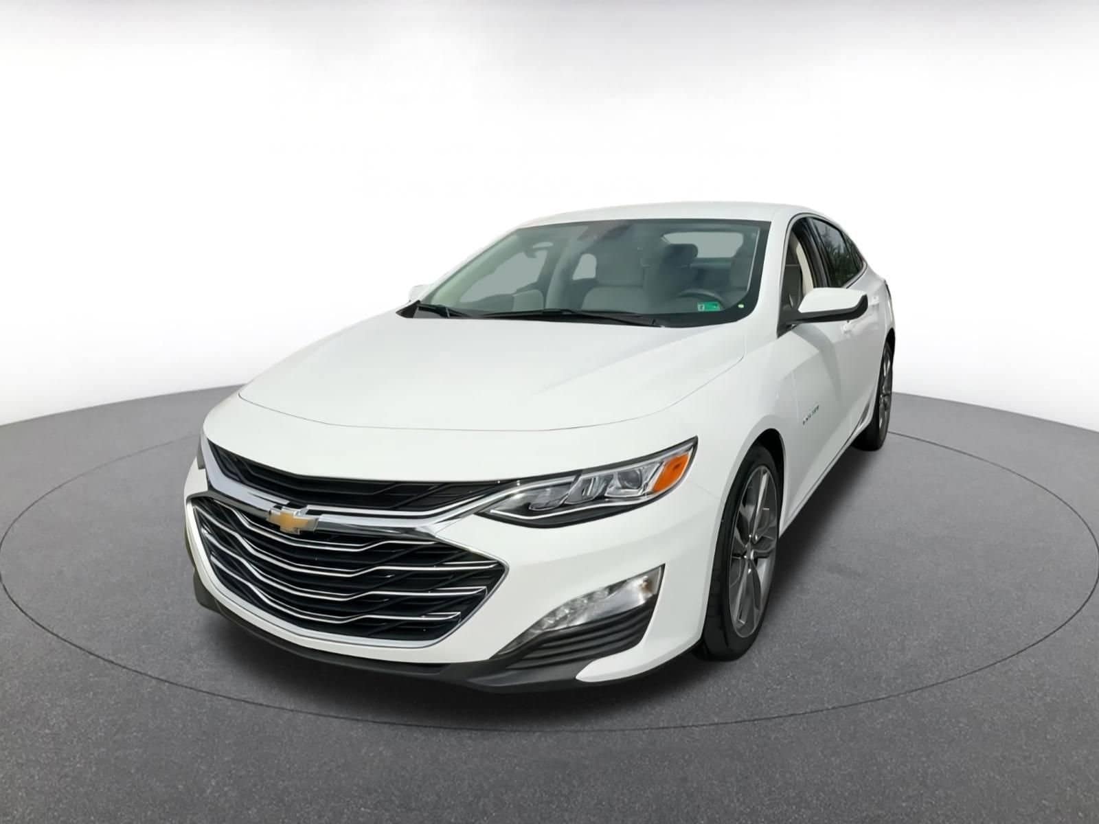 Thumbnail: 2024 Chevrolet Malibu - 7