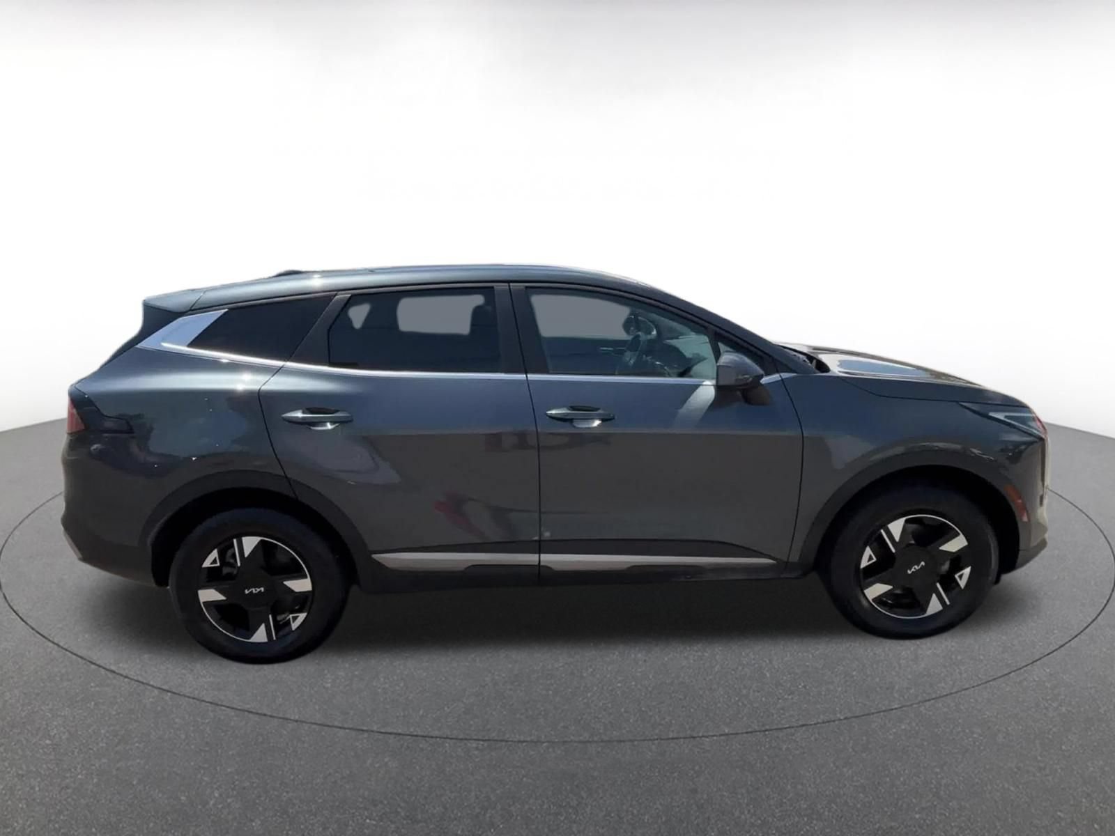 Thumbnail: 2026 Kia Sportage - 16