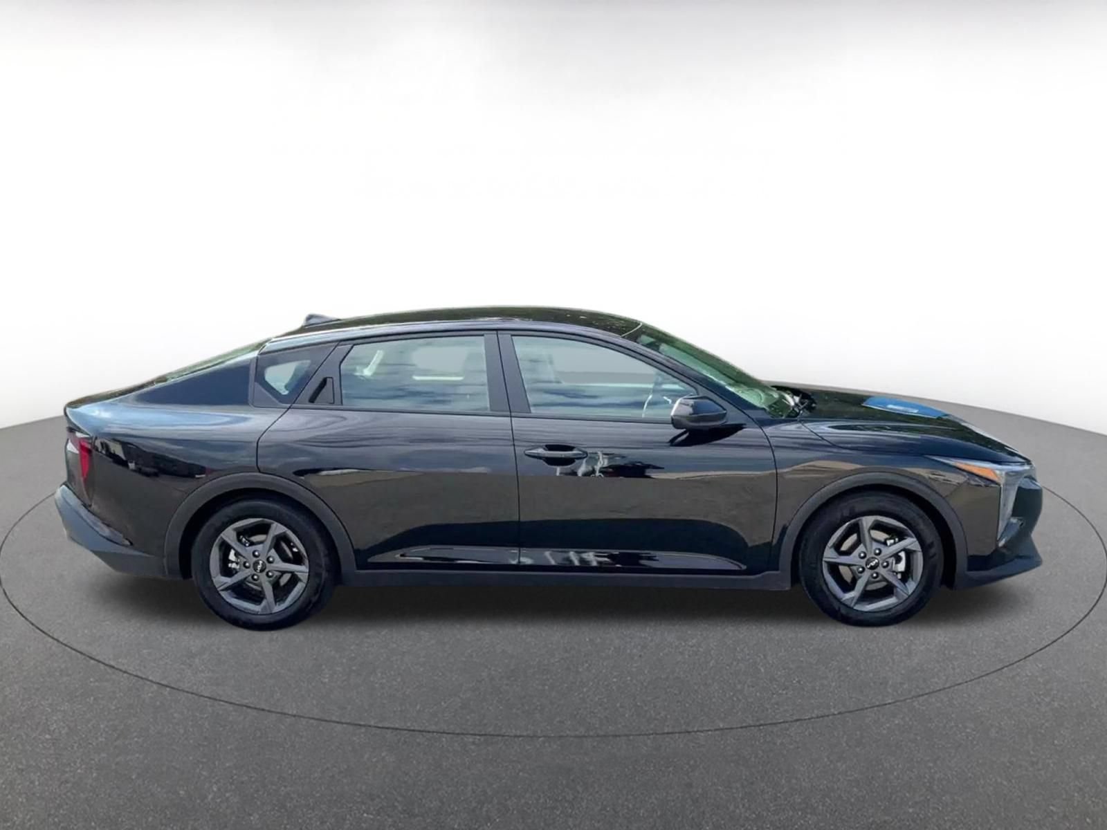 Thumbnail: 2026 Kia K4 - 15