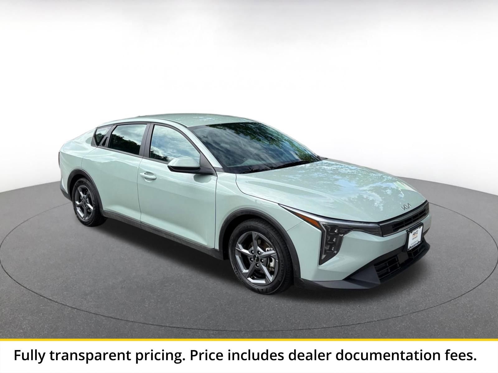 Thumbnail: 2025 Kia K4 - 1
