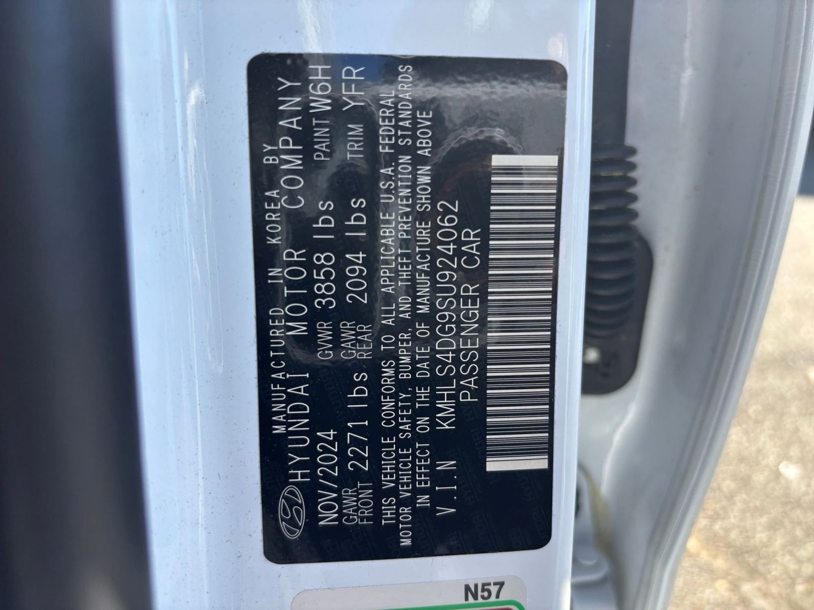 Thumbnail: 2025 Hyundai Elantra - 27