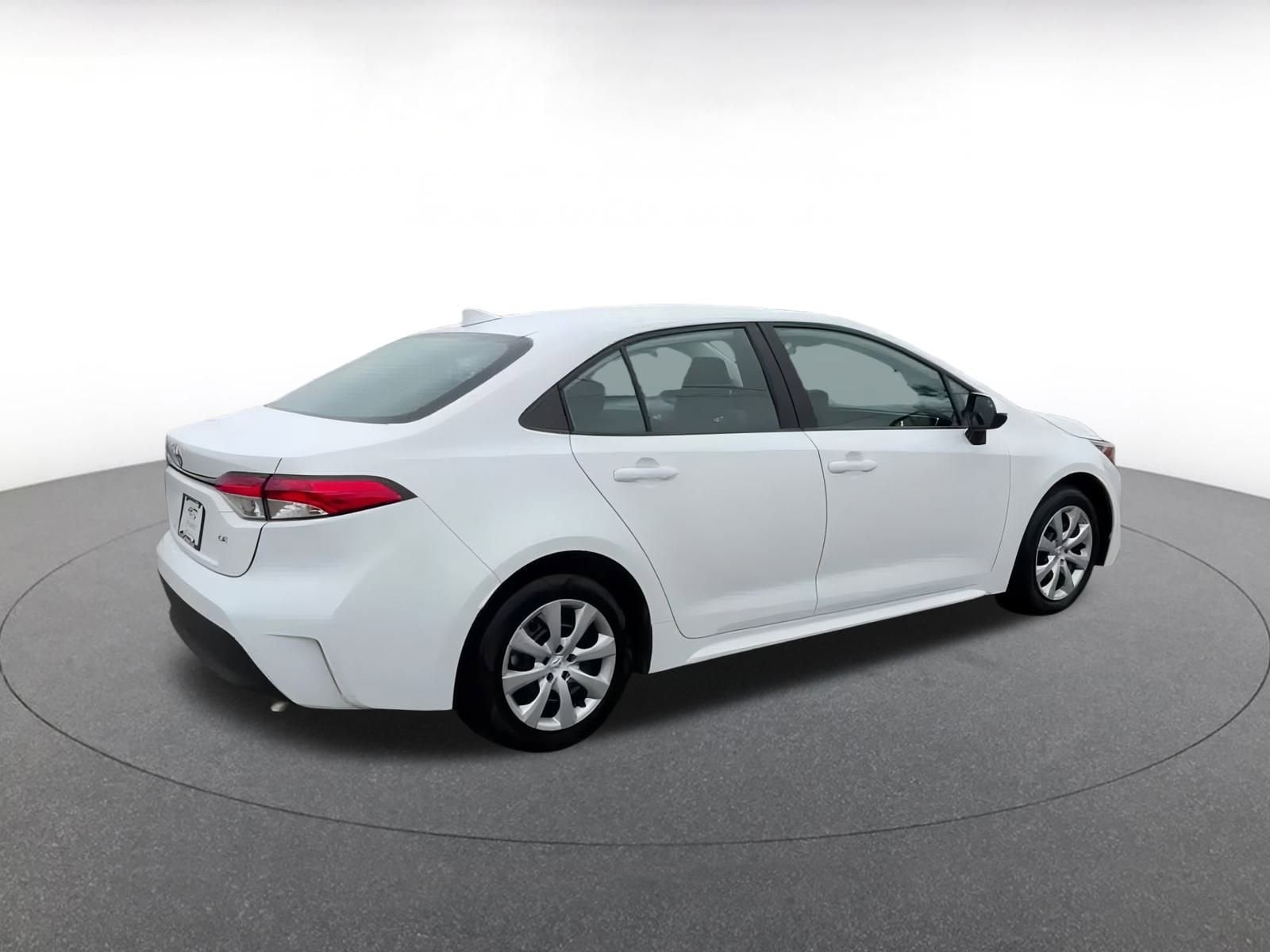 Thumbnail: 2024 Toyota Corolla - 15