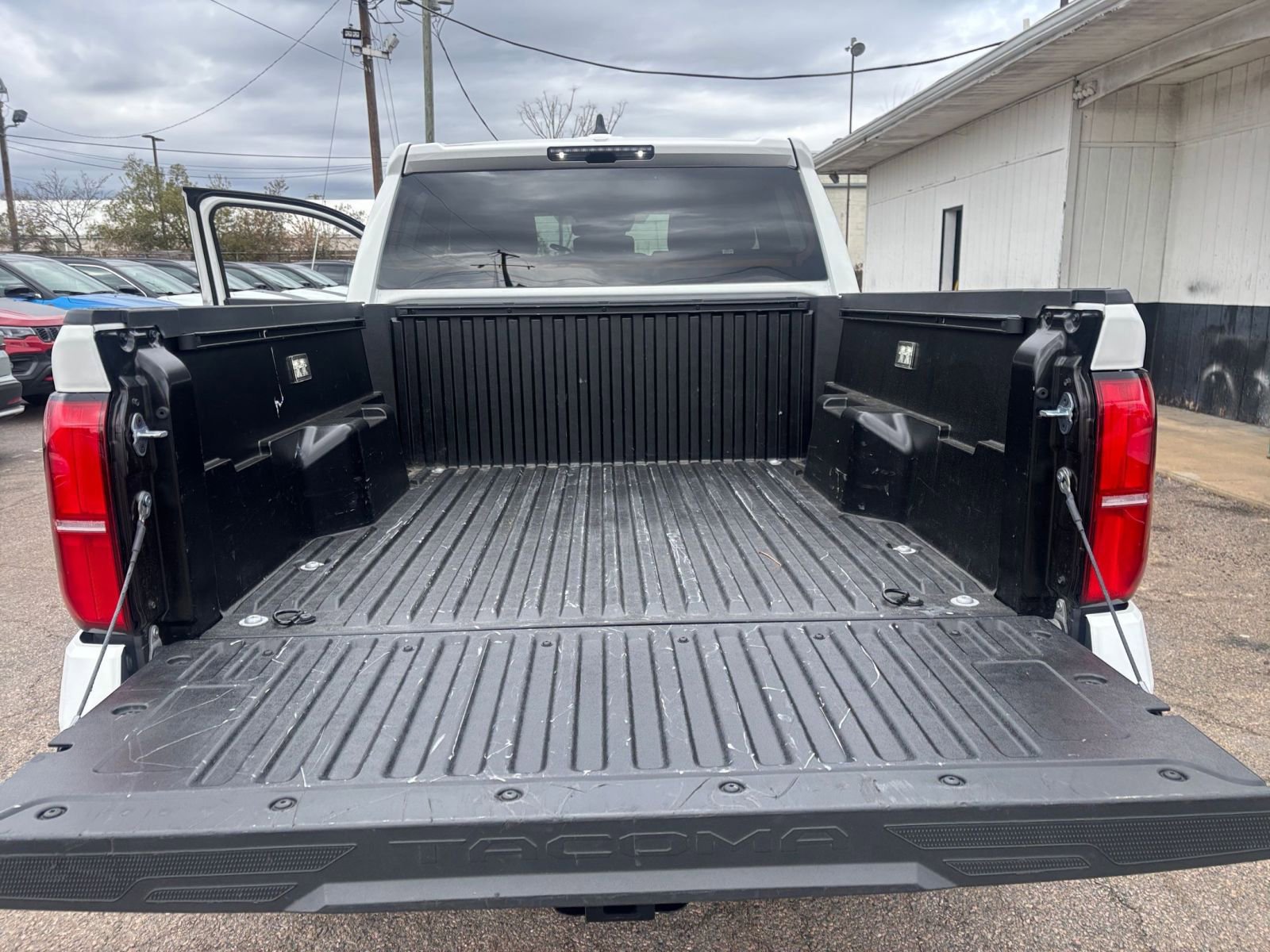 Thumbnail: 2025 Toyota Tacoma - 31