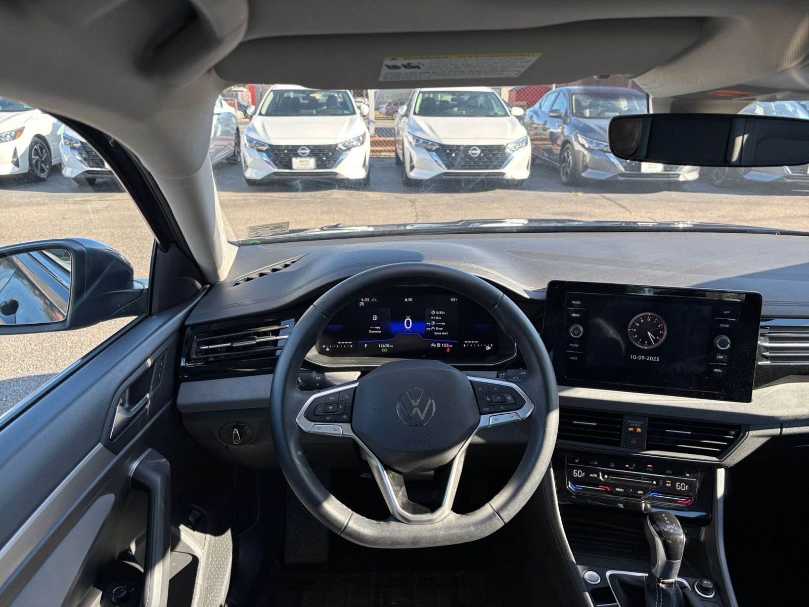 Thumbnail: 2025 Volkswagen Jetta - 33