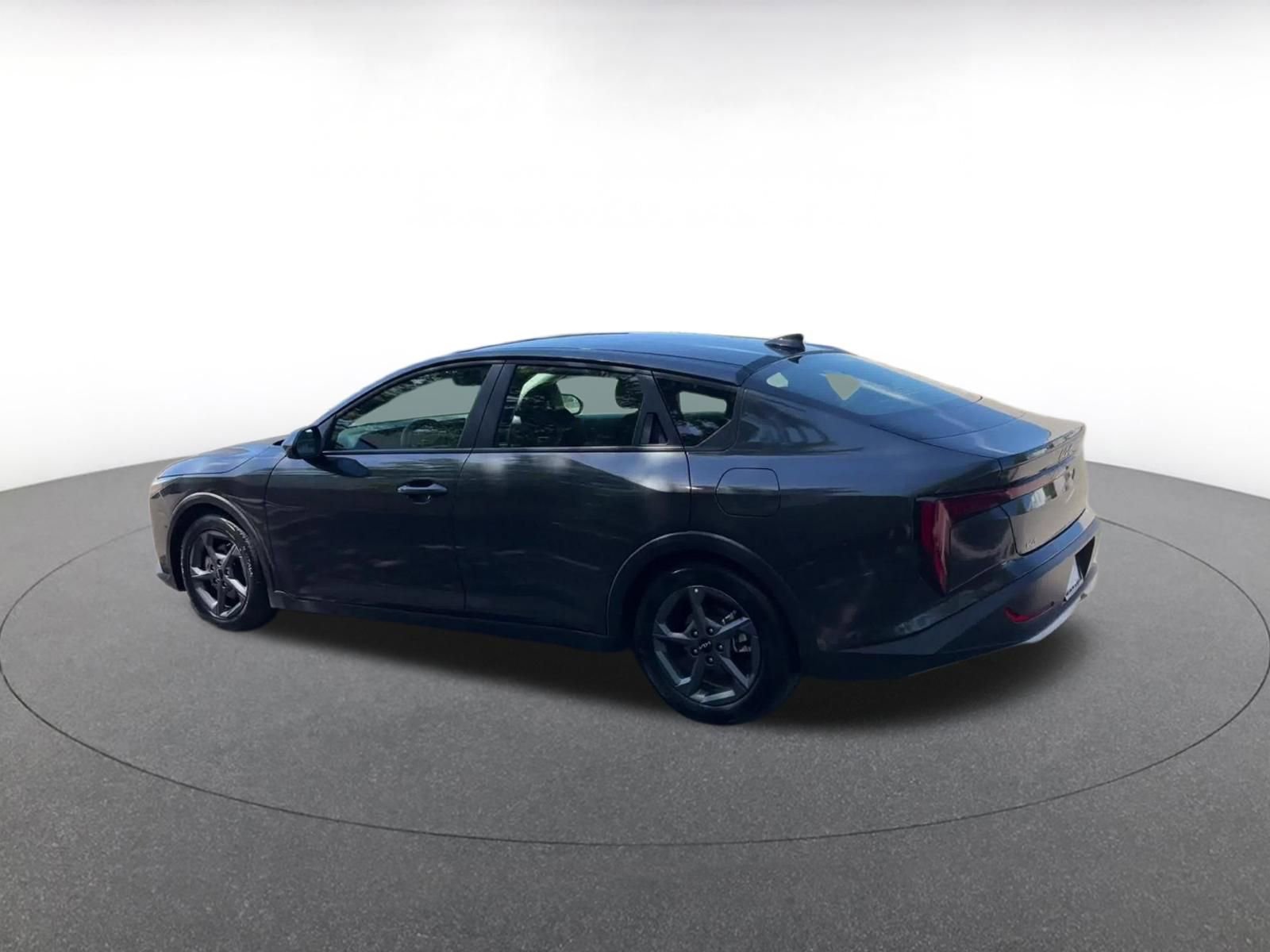 Thumbnail: 2025 Kia K4 - 10