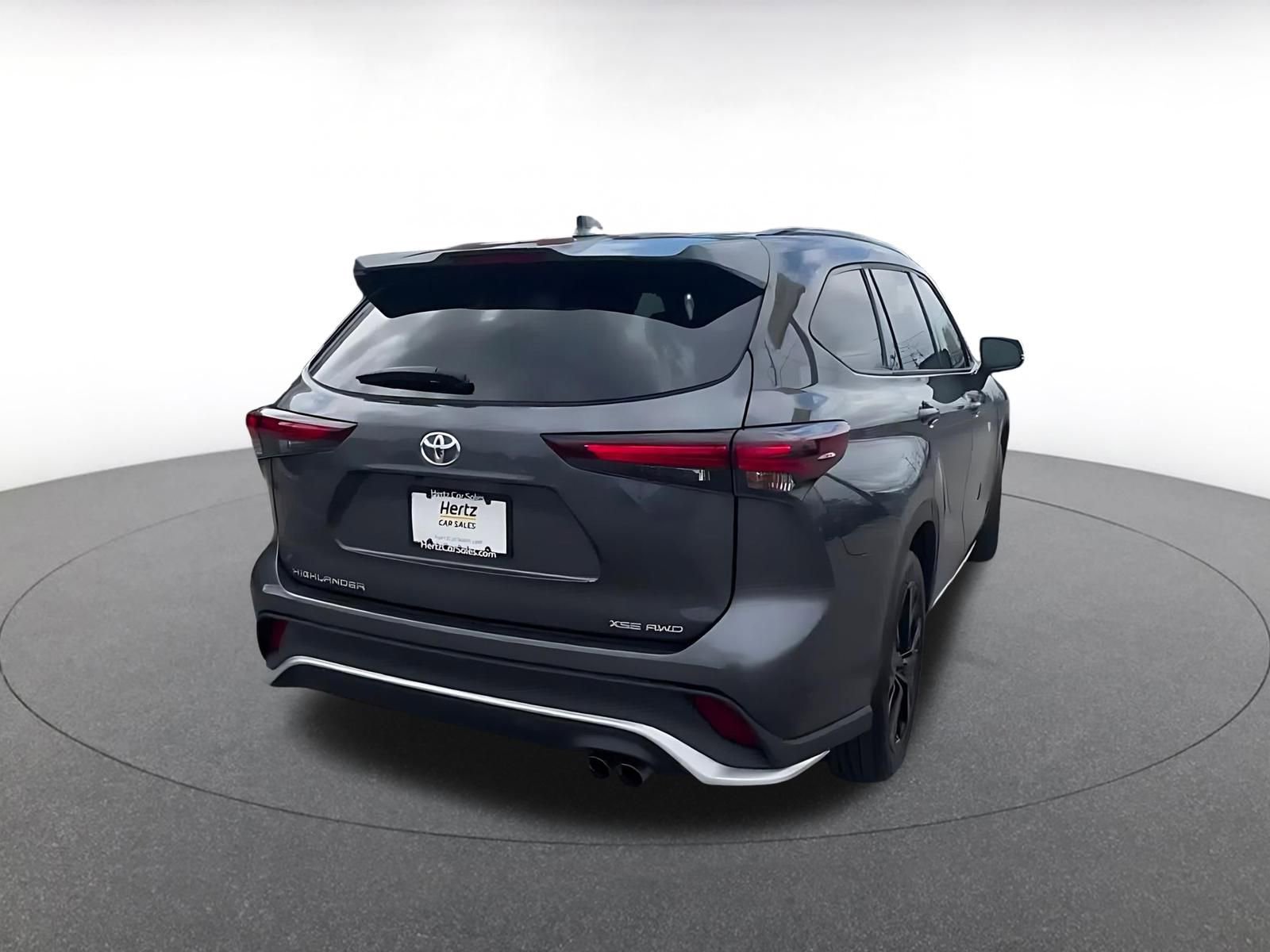 Thumbnail: 2025 Toyota Highlander - 15