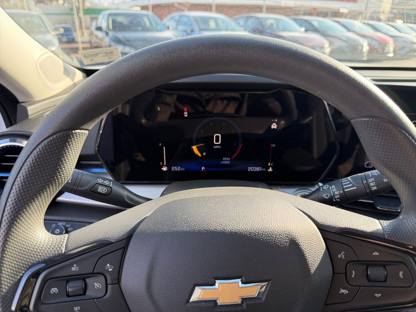 Thumbnail: 2025 Chevrolet Trax - 32