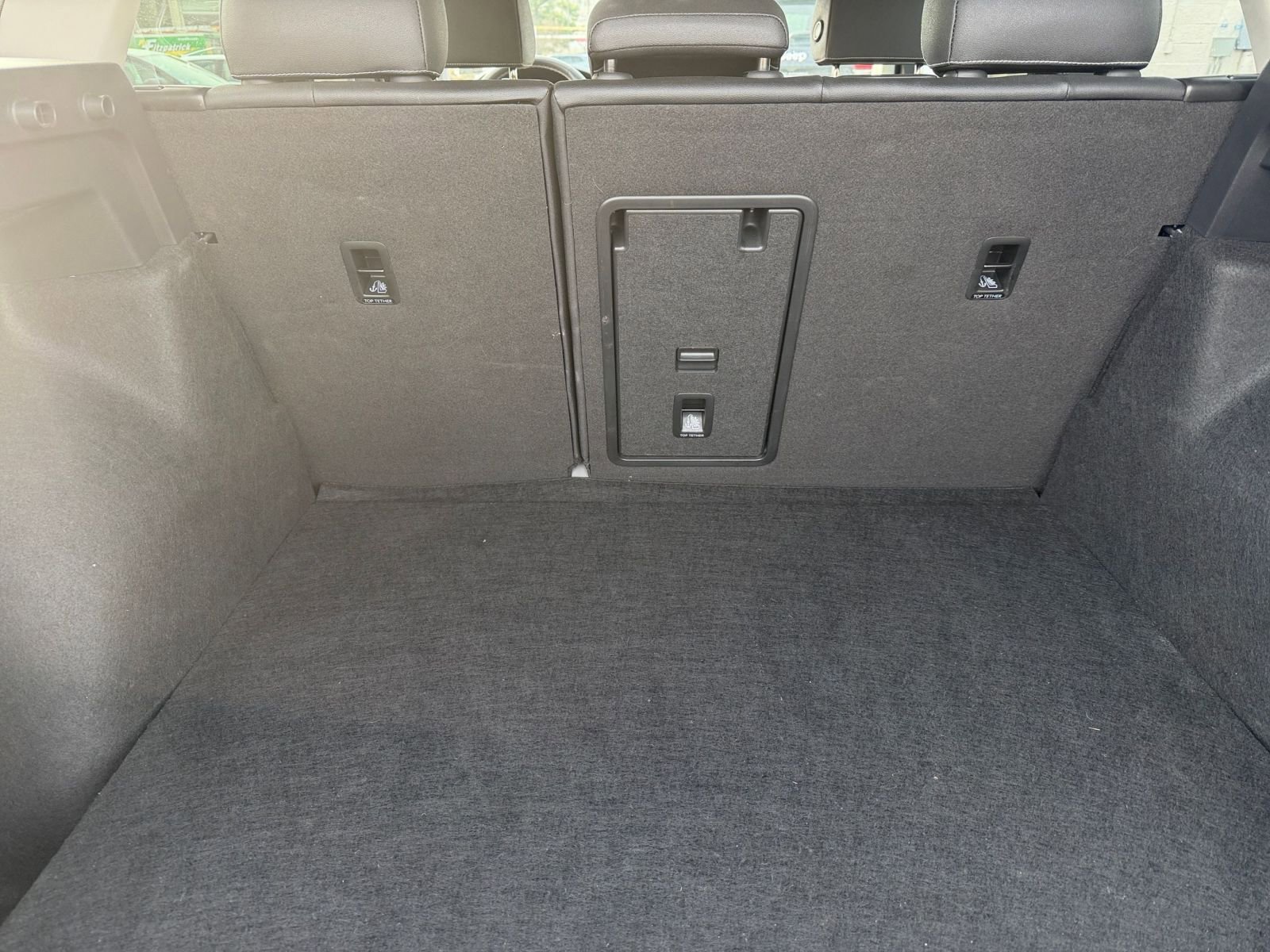 Thumbnail: 2025 Volkswagen Taos - 31