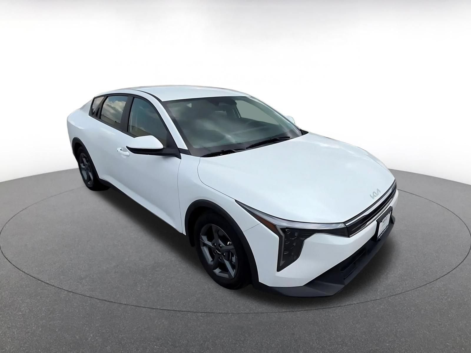 Thumbnail: 2025 Kia K4 - 2