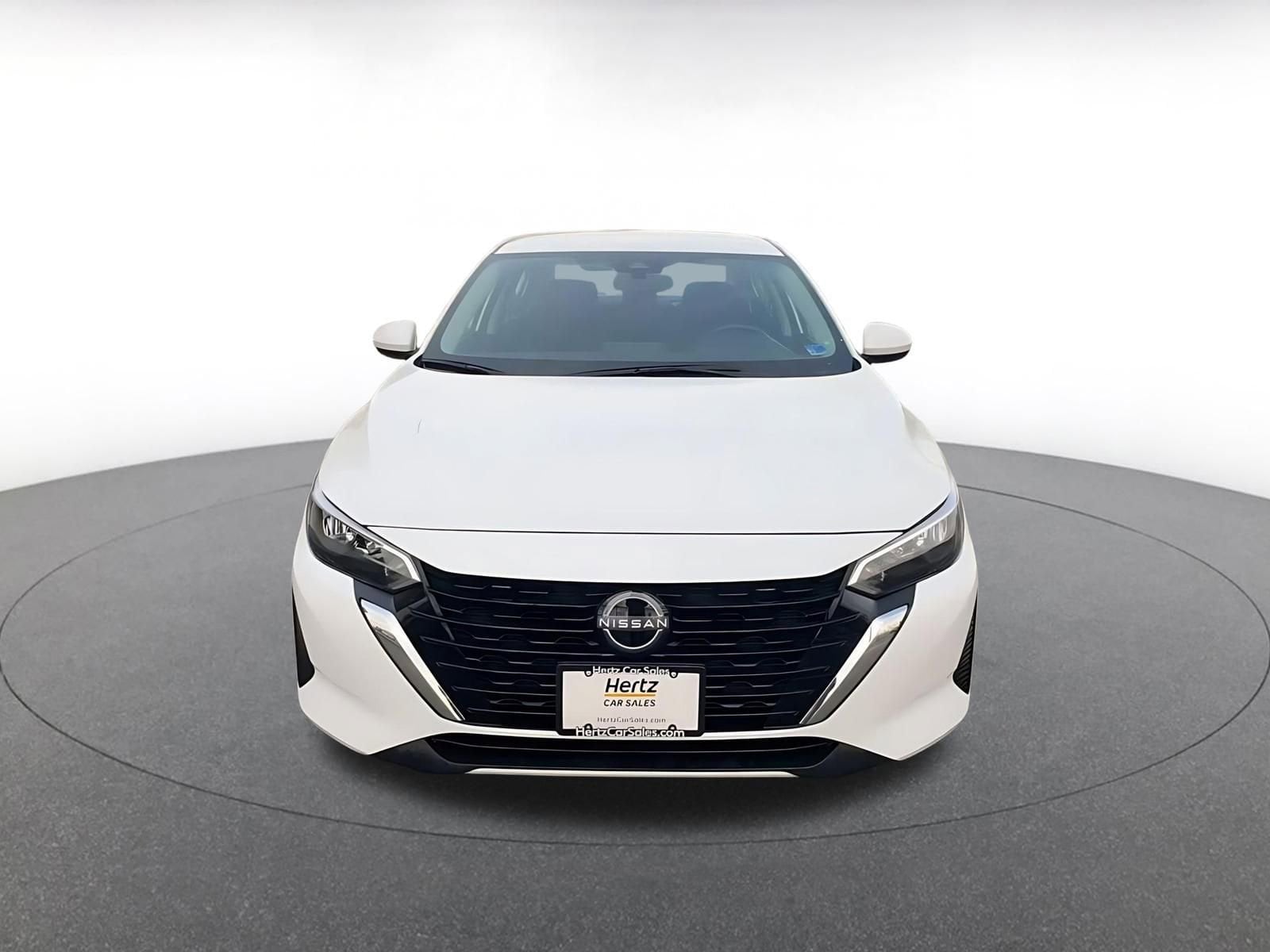 Thumbnail: 2025 Nissan Sentra - 4