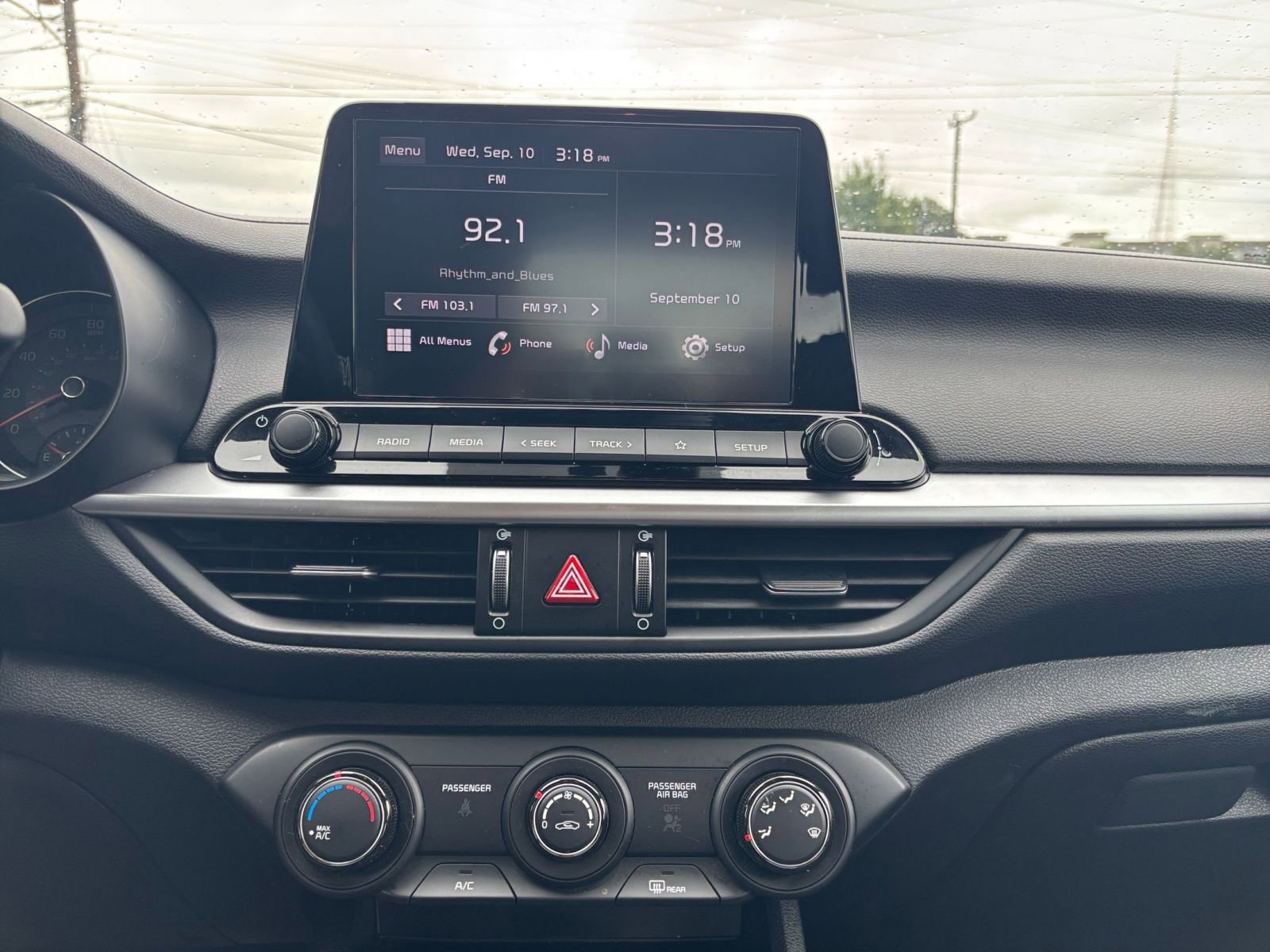 Thumbnail: 2024 Kia Forte - 18