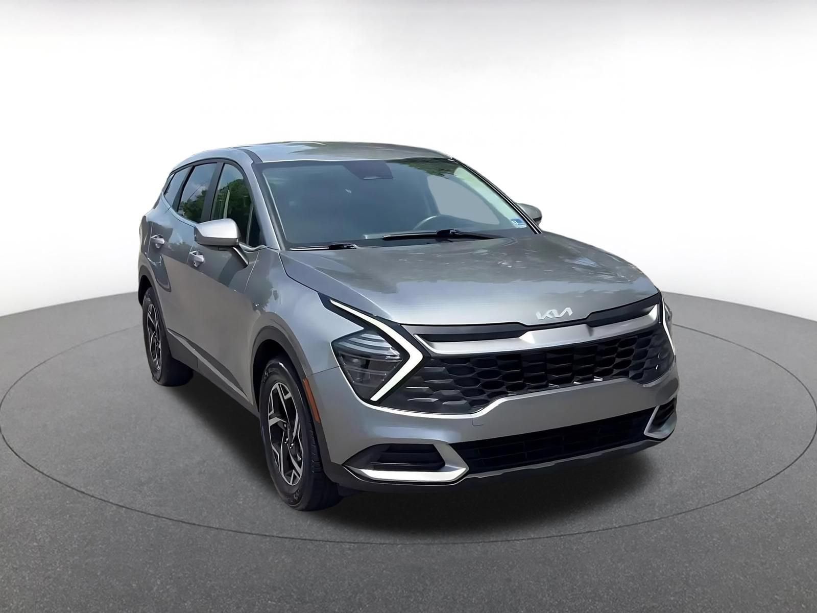 Thumbnail: 2025 Kia Sportage - 3