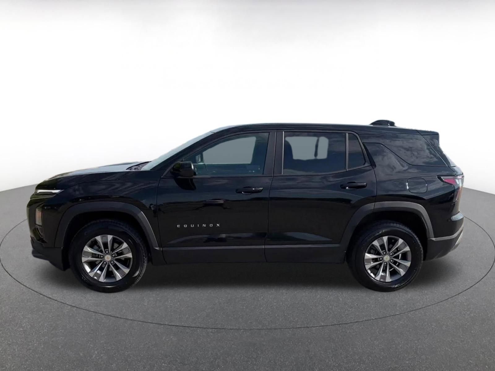 Thumbnail: 2025 Chevrolet Equinox - 9