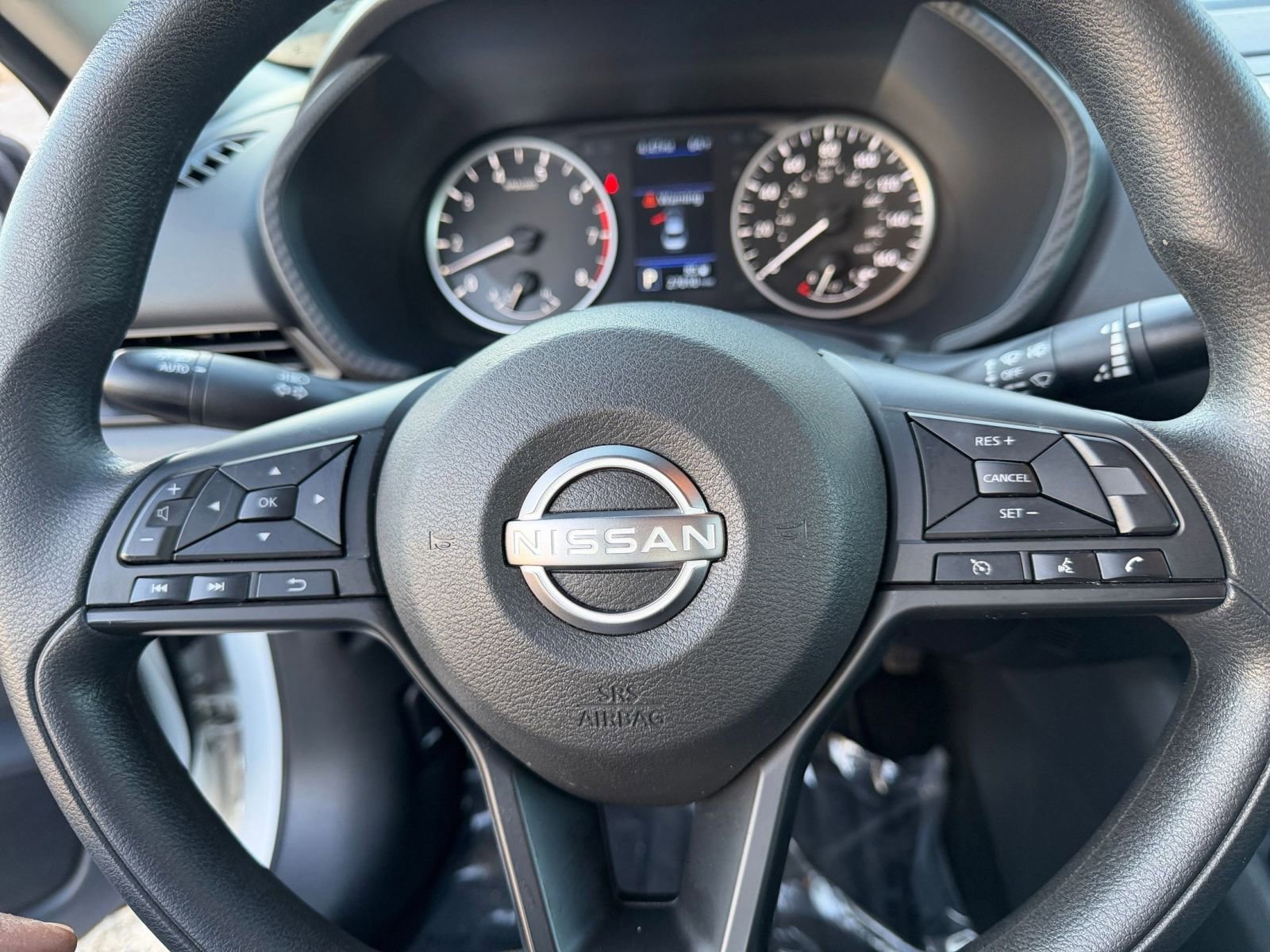 Thumbnail: 2025 Nissan Sentra - 27