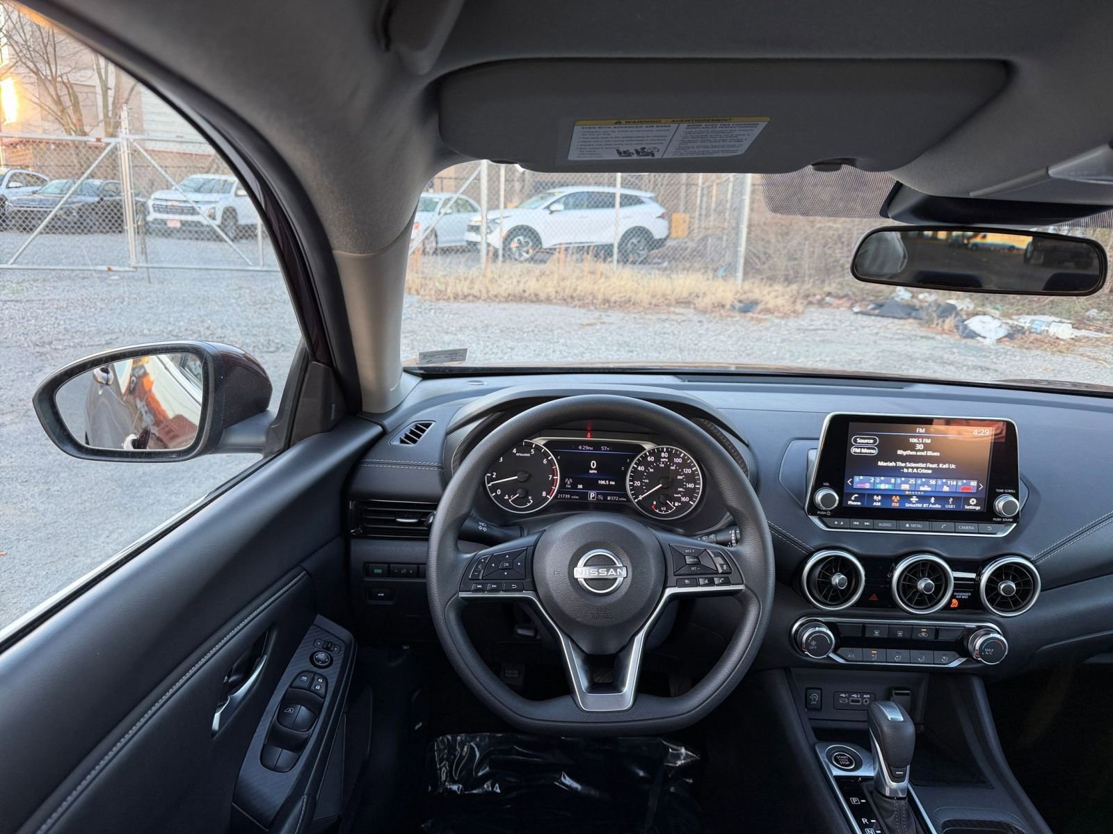 Thumbnail: 2025 Nissan Sentra - 32