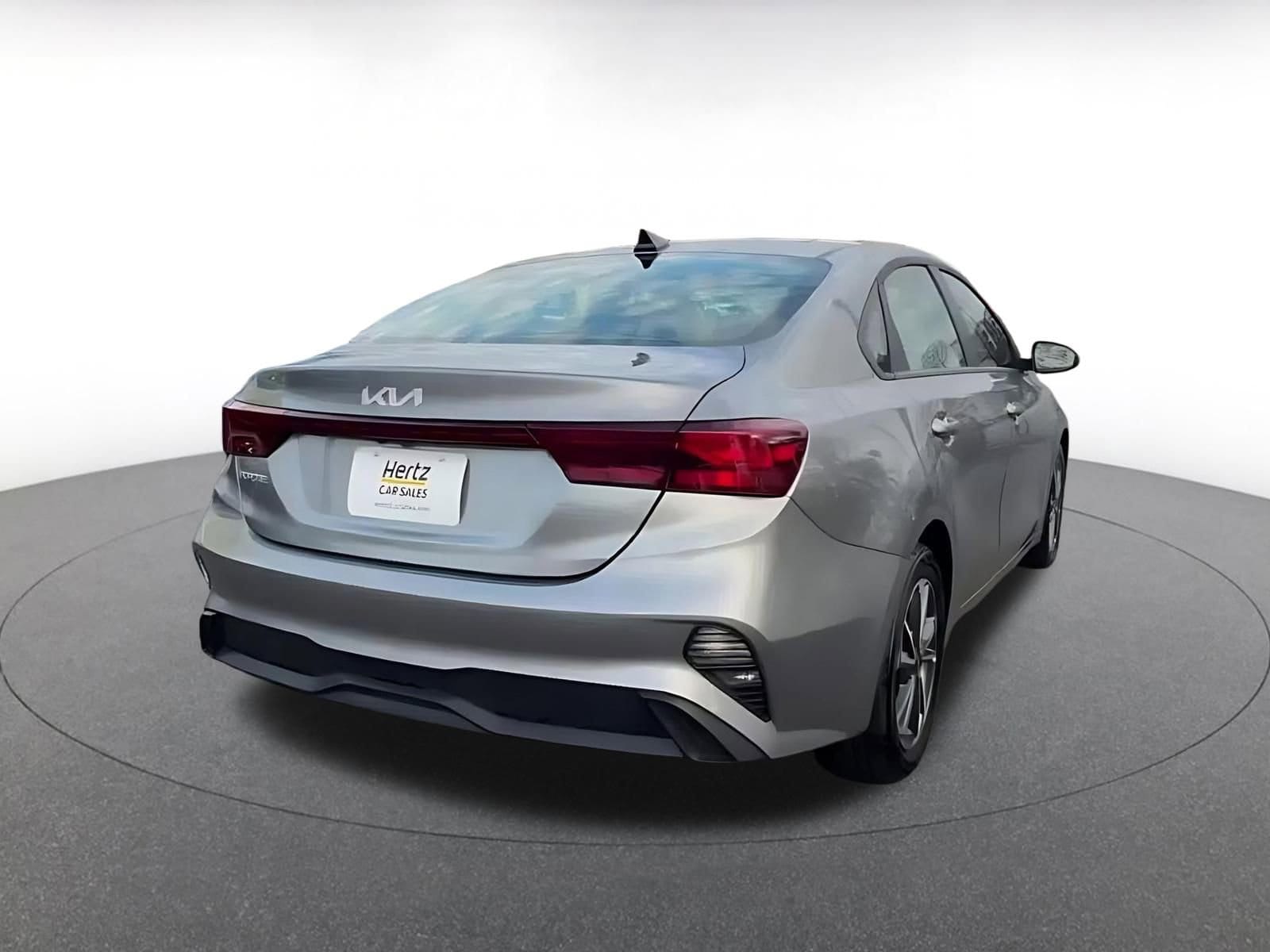 Thumbnail: 2024 Kia Forte - 14