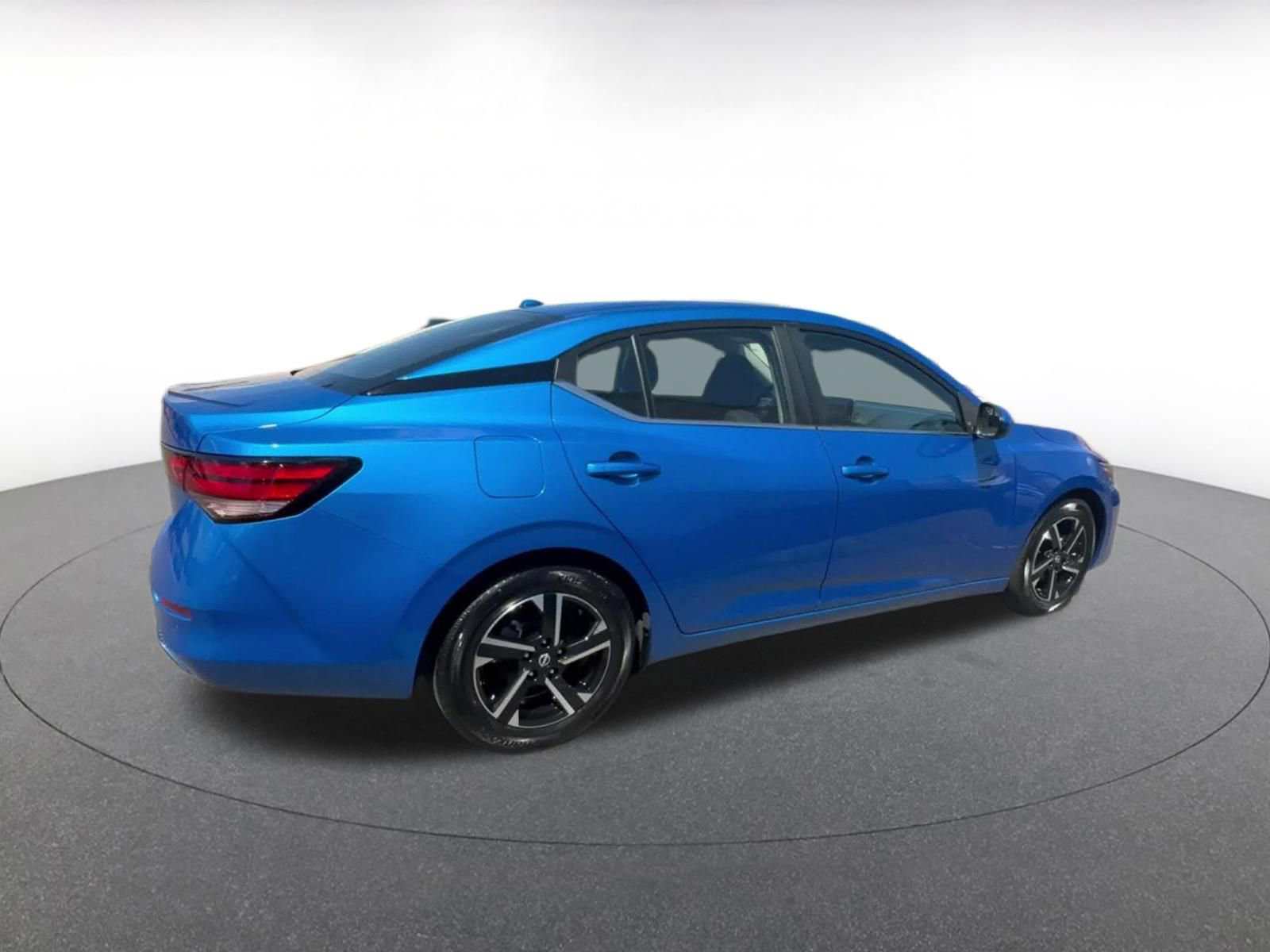 Thumbnail: 2025 Nissan Sentra - 15