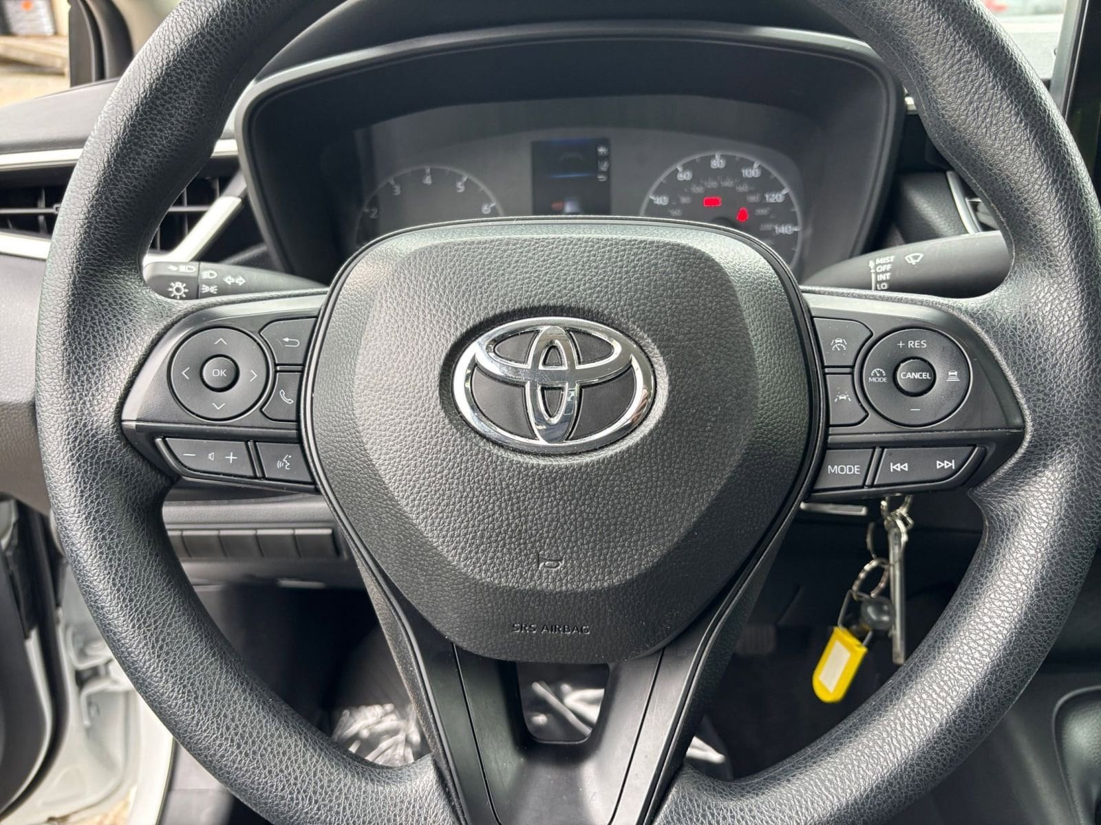 Thumbnail: 2025 Toyota Corolla - 25