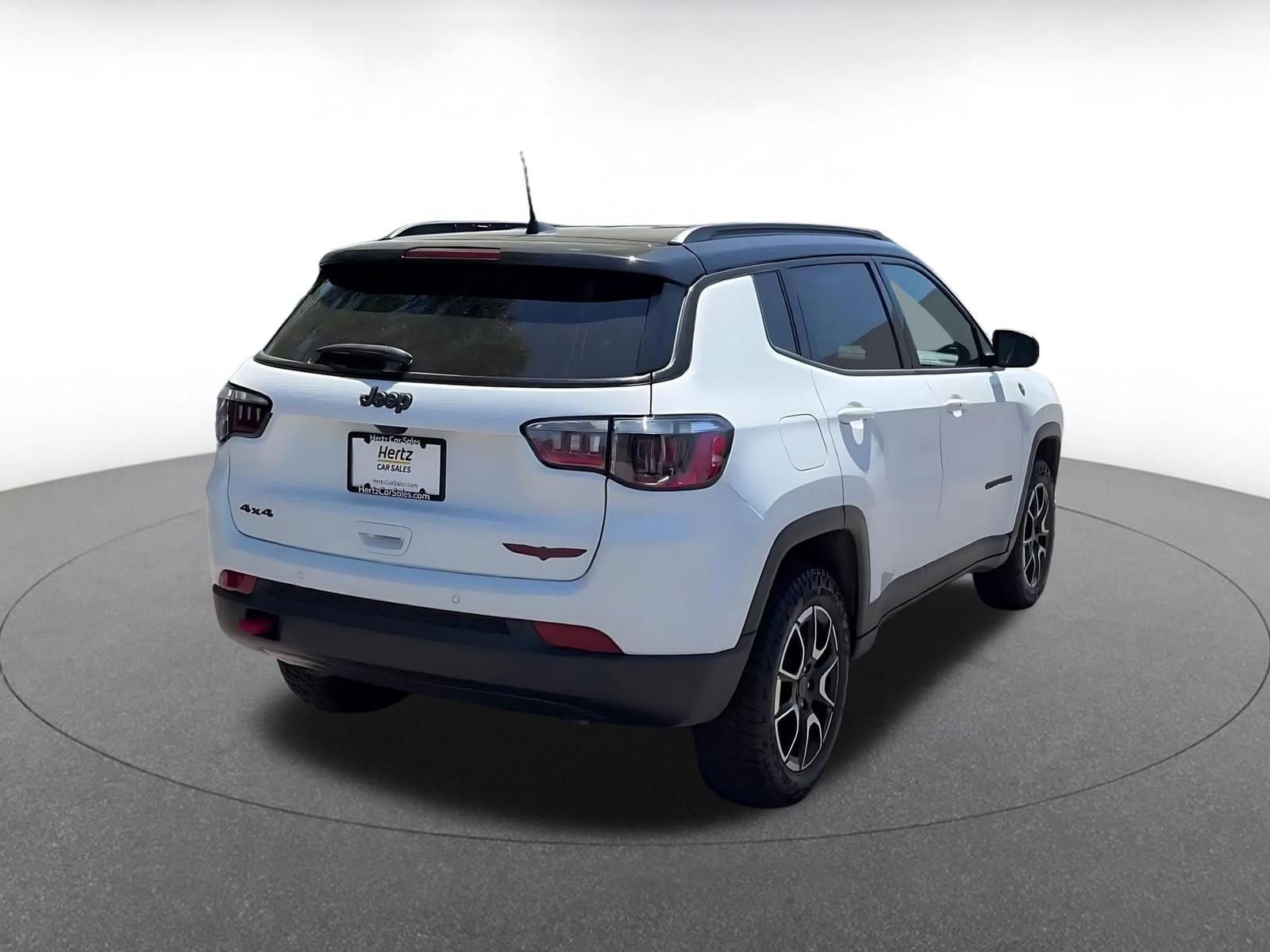 Thumbnail: 2025 Jeep Compass - 14