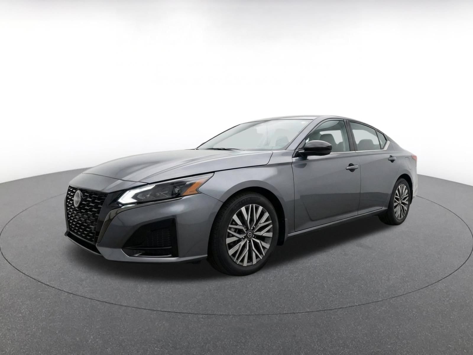 Thumbnail: 2025 Nissan Altima - 2