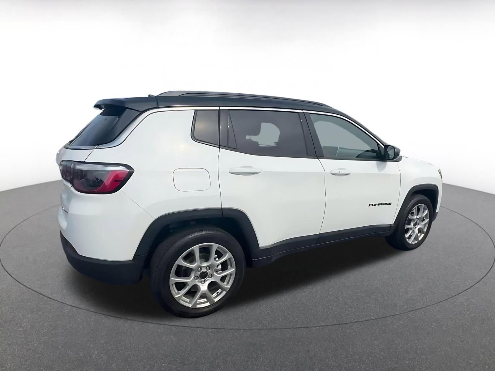 Thumbnail: 2025 Jeep Compass - 14