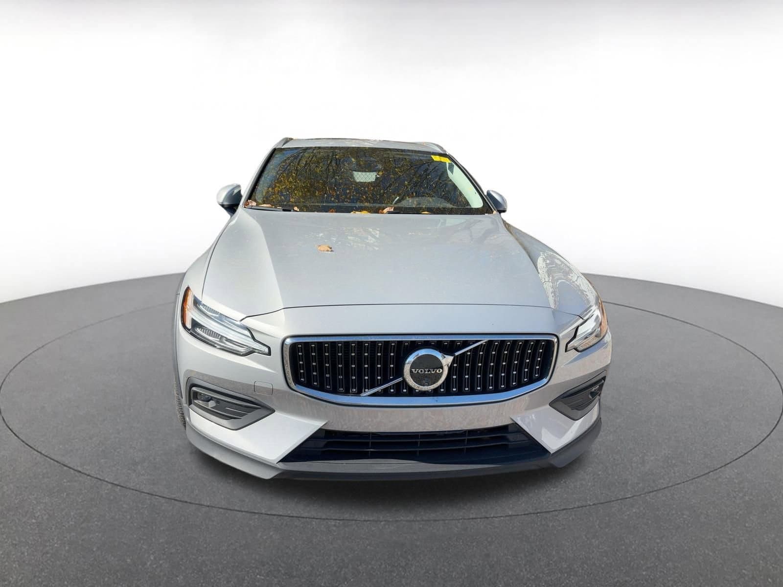 Thumbnail: 2025 Volvo S60 - 2