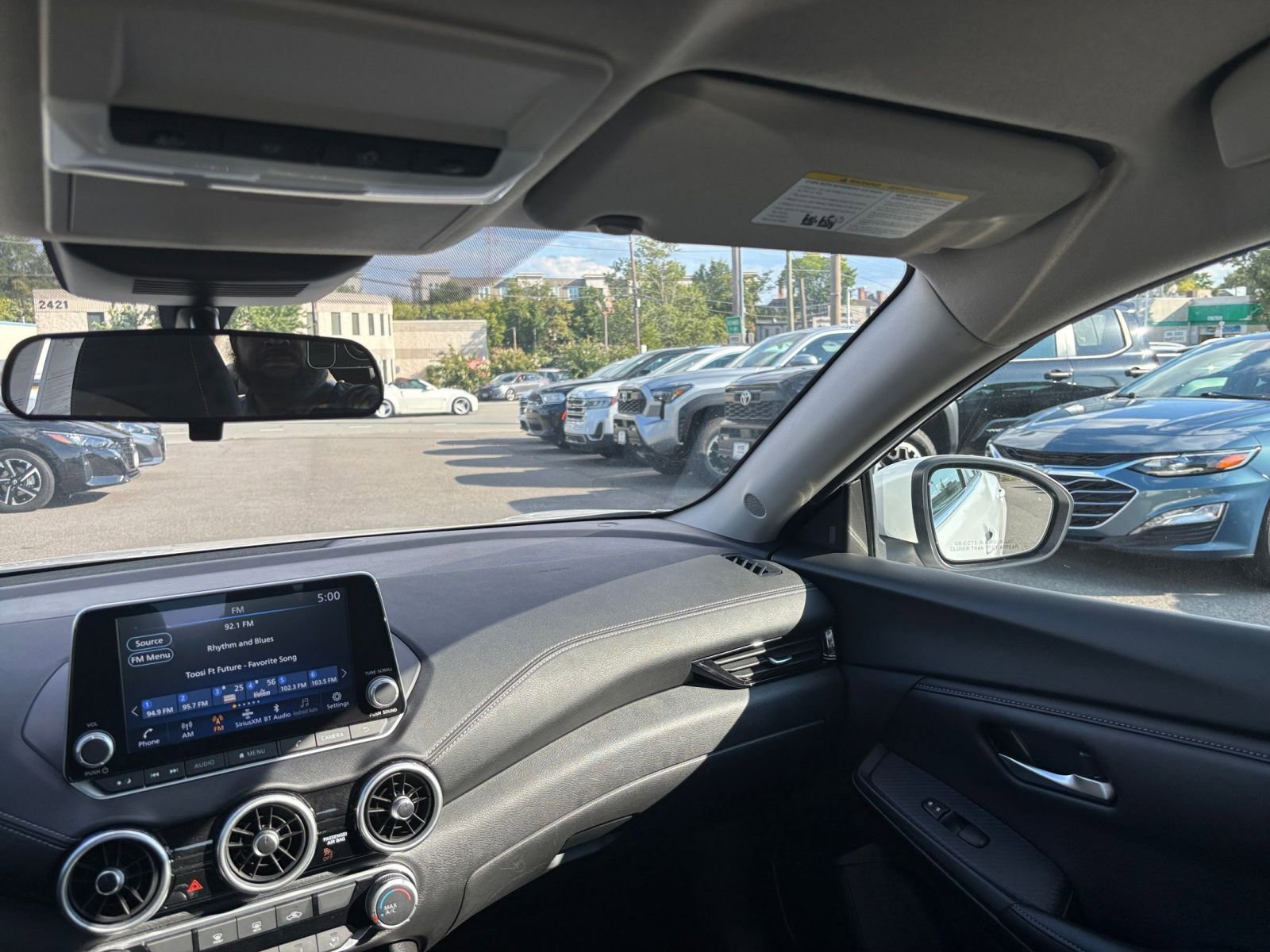 Thumbnail: 2024 Nissan Sentra - 33