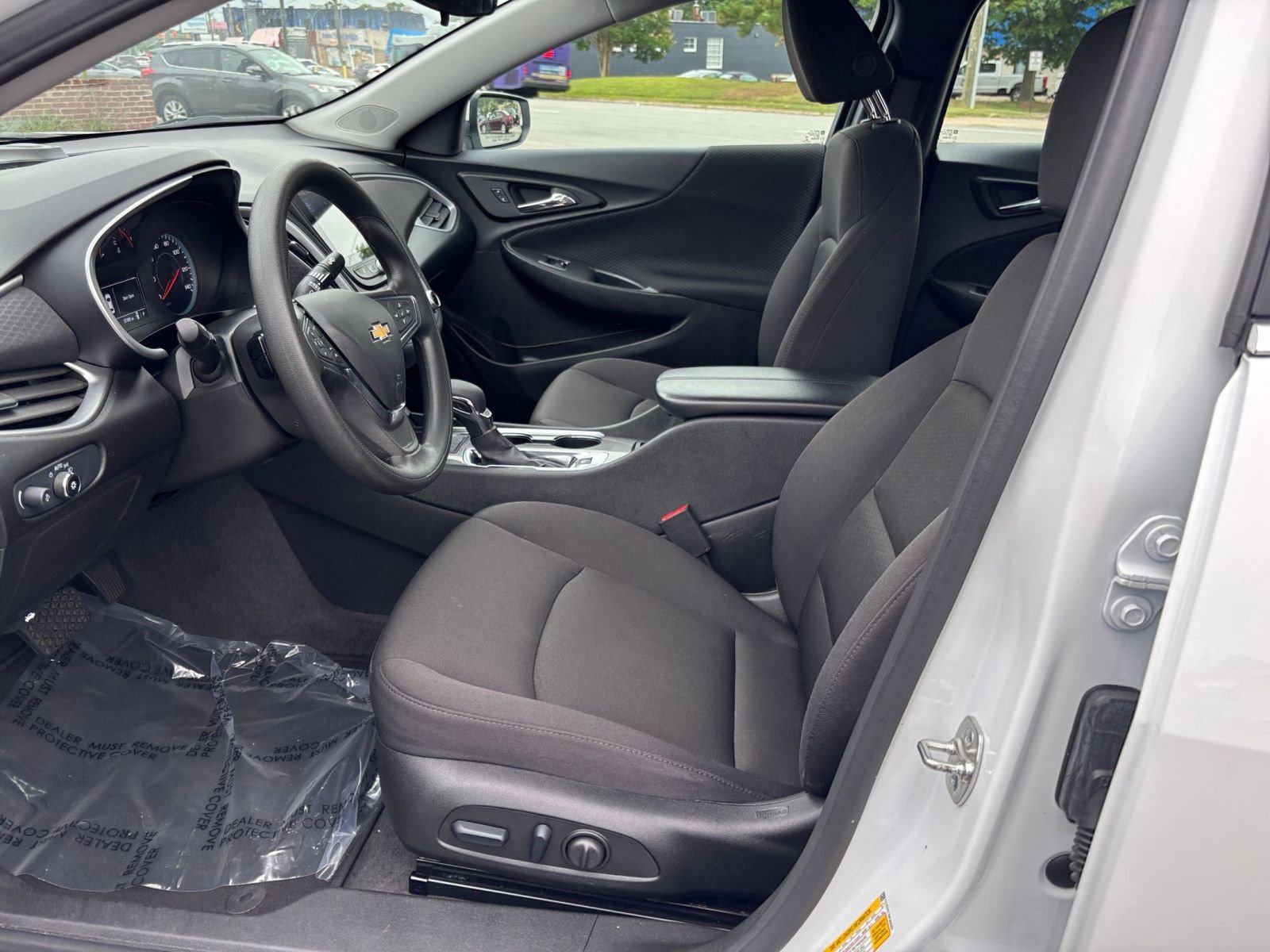 Thumbnail: 2024 Chevrolet Malibu - 27