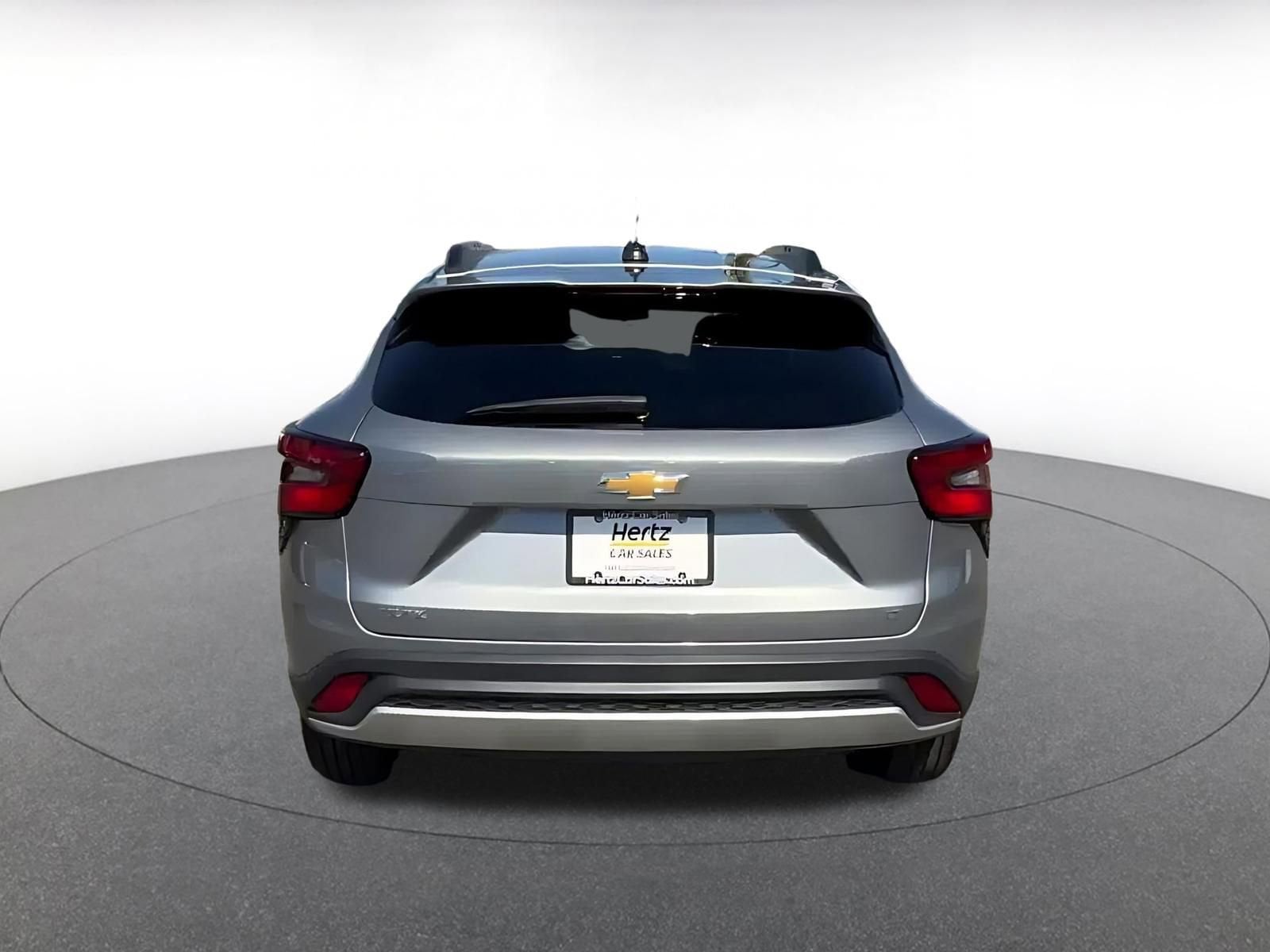 Thumbnail: 2025 Chevrolet Trax - 11