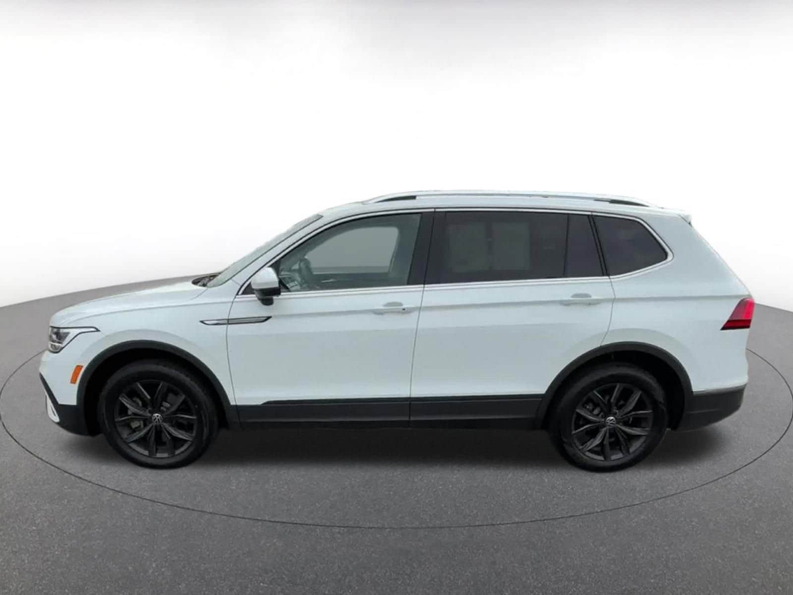 2024 Volkswagen Tiguan 2.0T 8