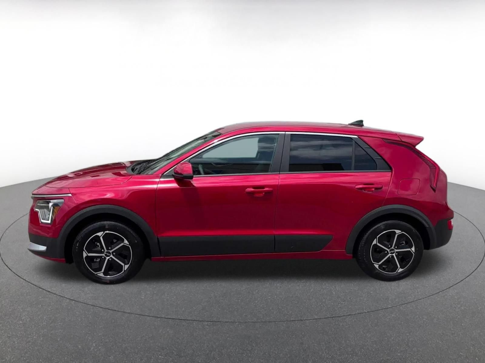 Thumbnail: 2026 Kia Niro - 10