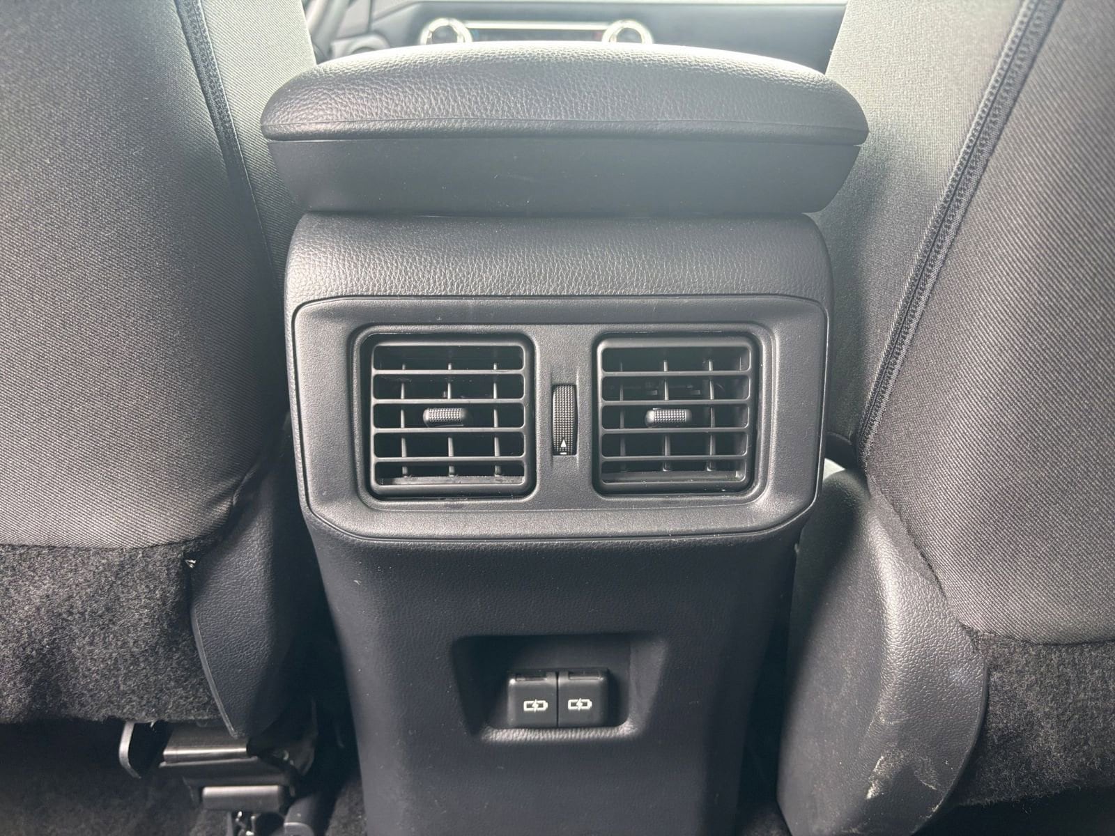 2024 Toyota RAV4 XLE 25