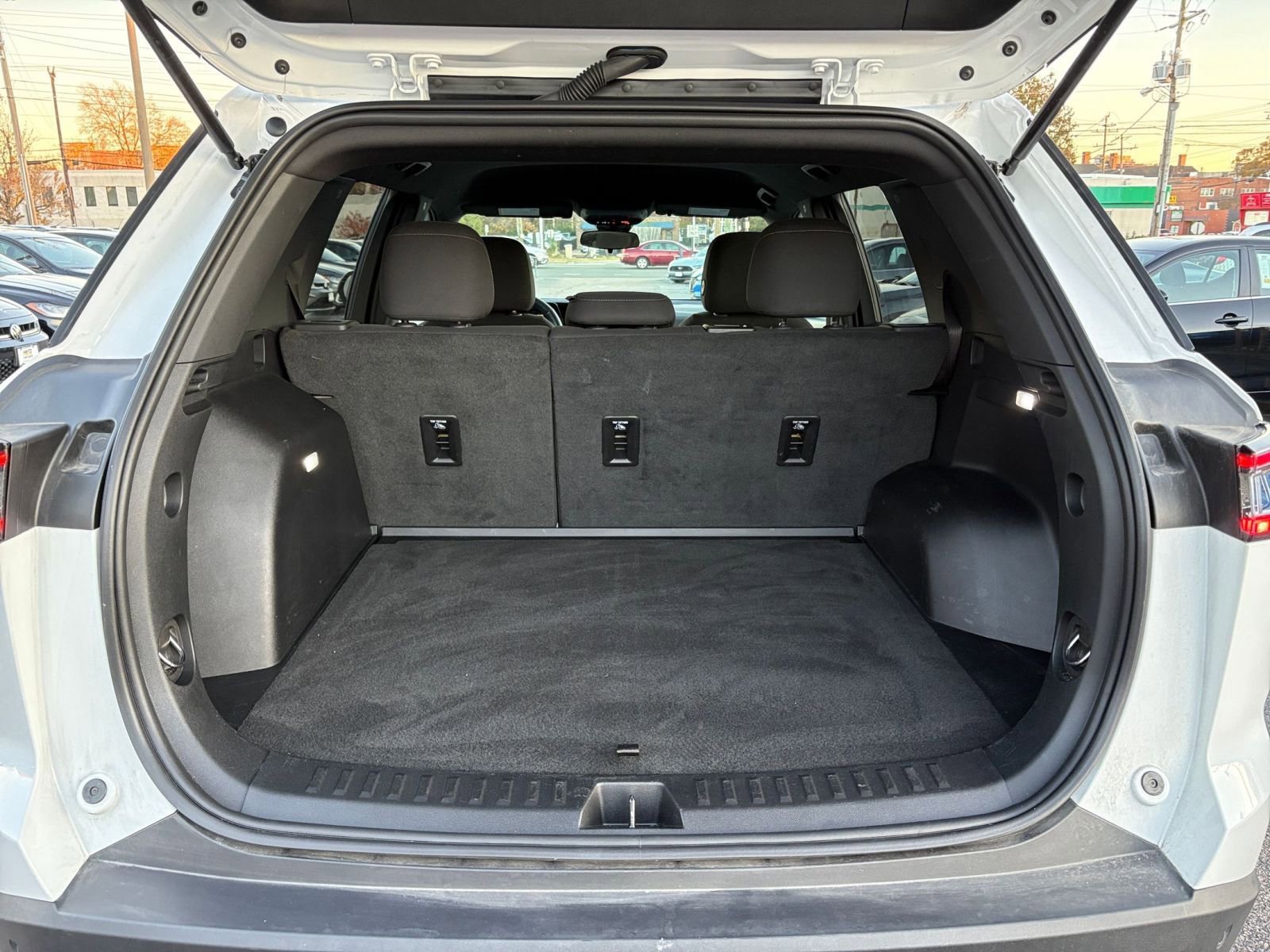 Thumbnail: 2025 Chevrolet Equinox - 30