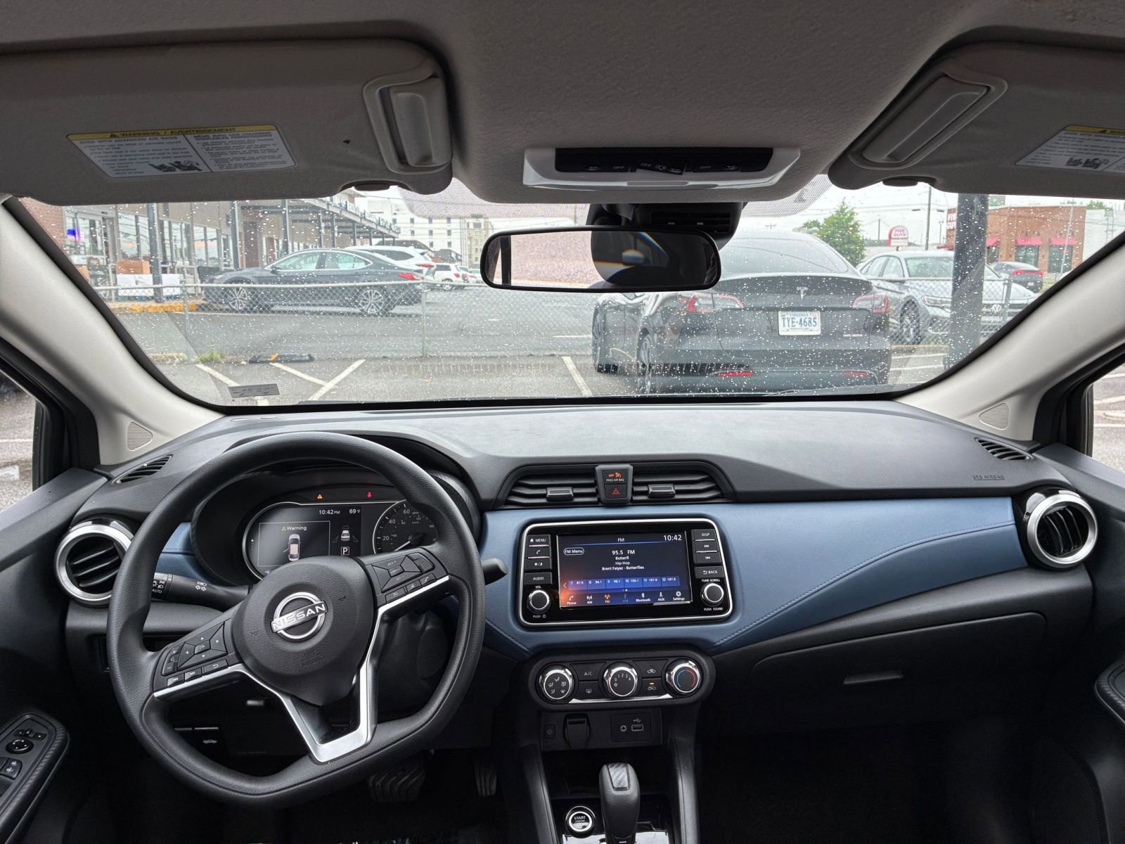 Thumbnail: 2025 Nissan Versa - 31