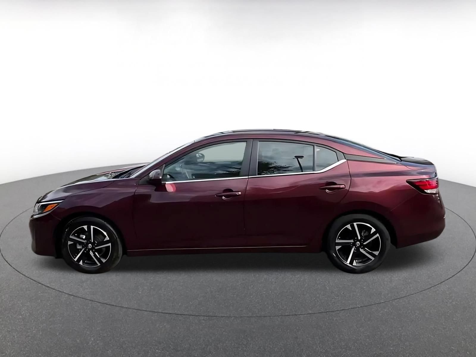 Thumbnail: 2025 Nissan Sentra - 8