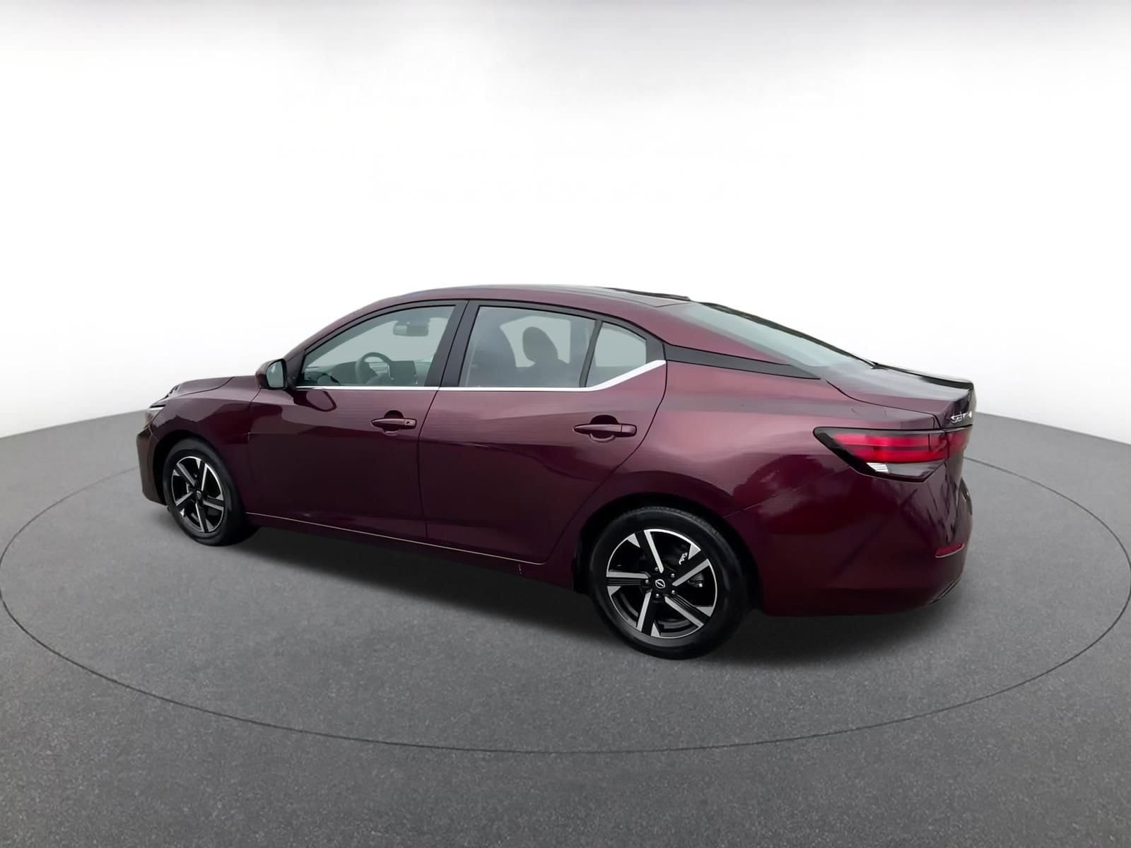 Thumbnail: 2024 Nissan Sentra - 10